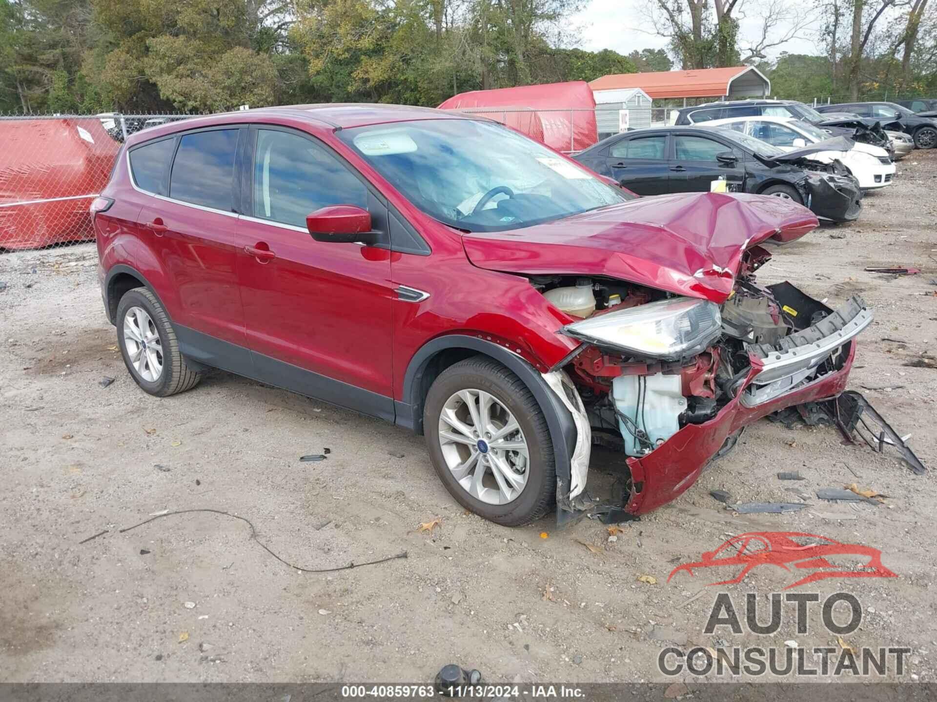 FORD ESCAPE 2017 - 1FMCU0G92HUE35396