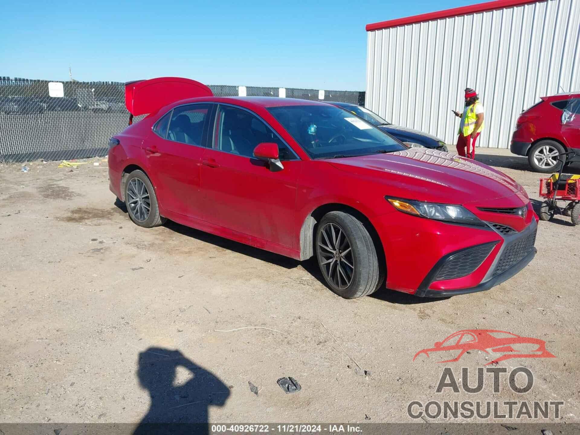 TOYOTA CAMRY 2021 - 4T1G11AK9MU454971