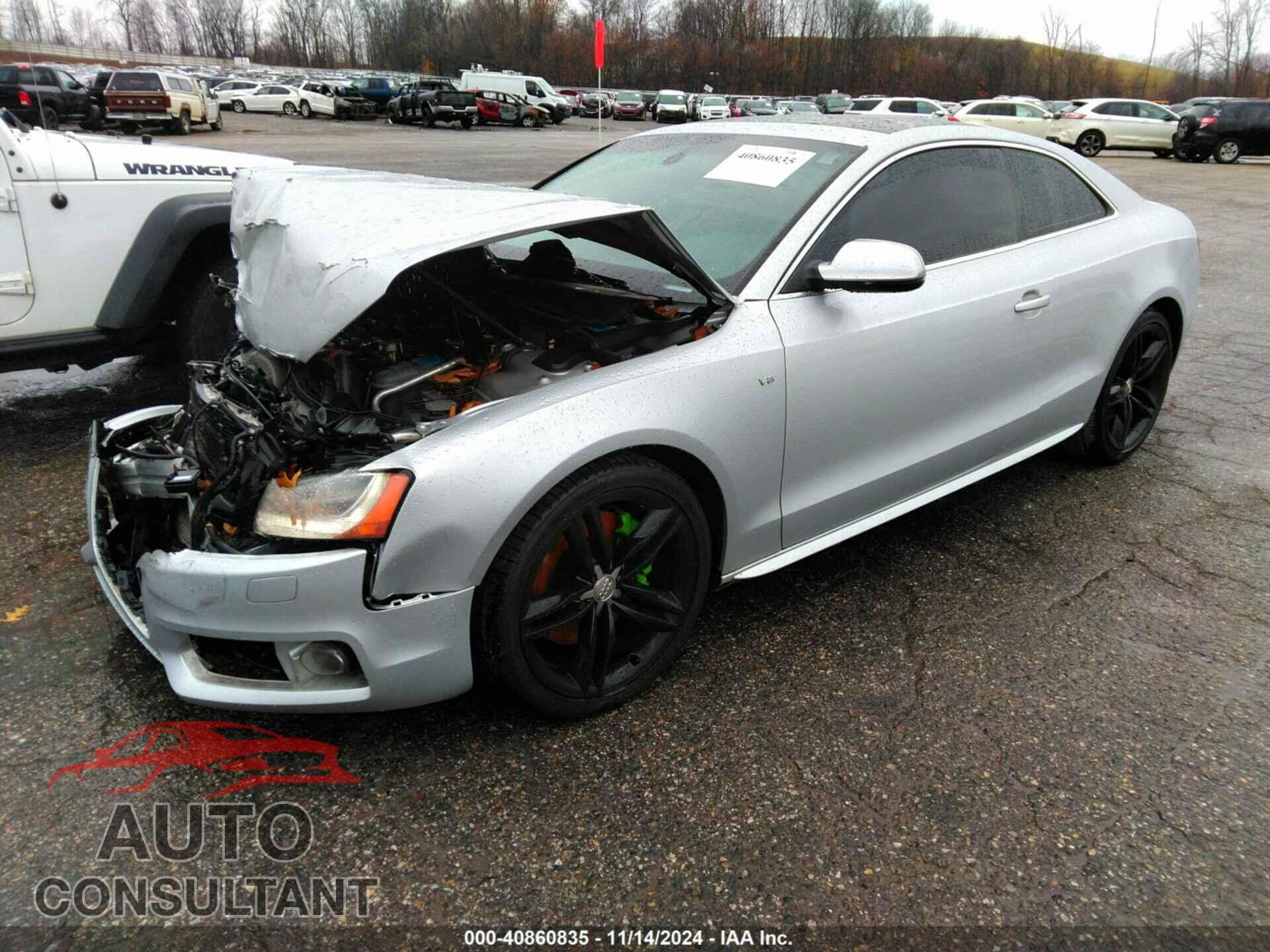 AUDI S5 2010 - WAUCVAFR6AA073330