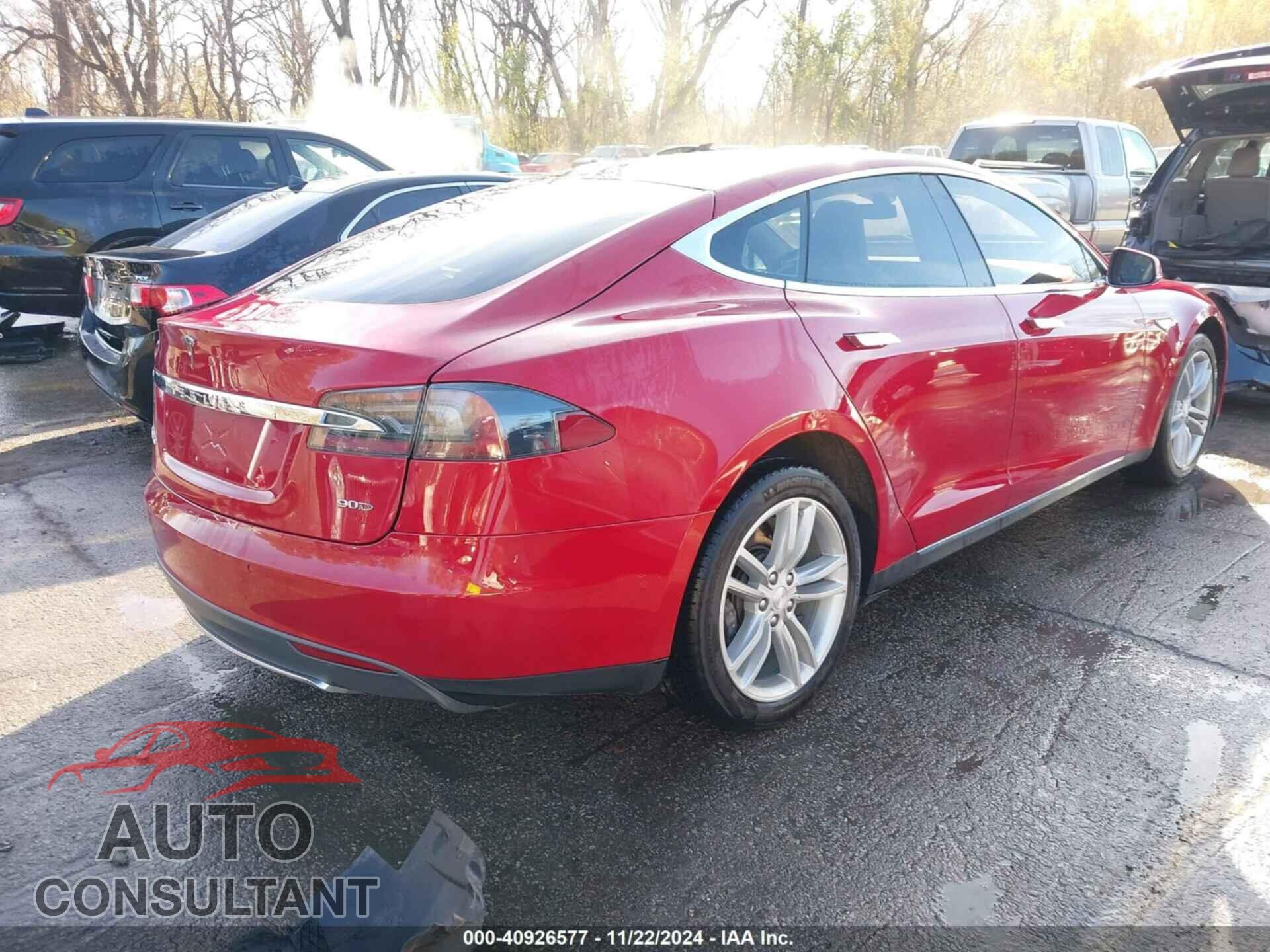 TESLA MODEL S 2015 - 5YJSA1E21FF102861