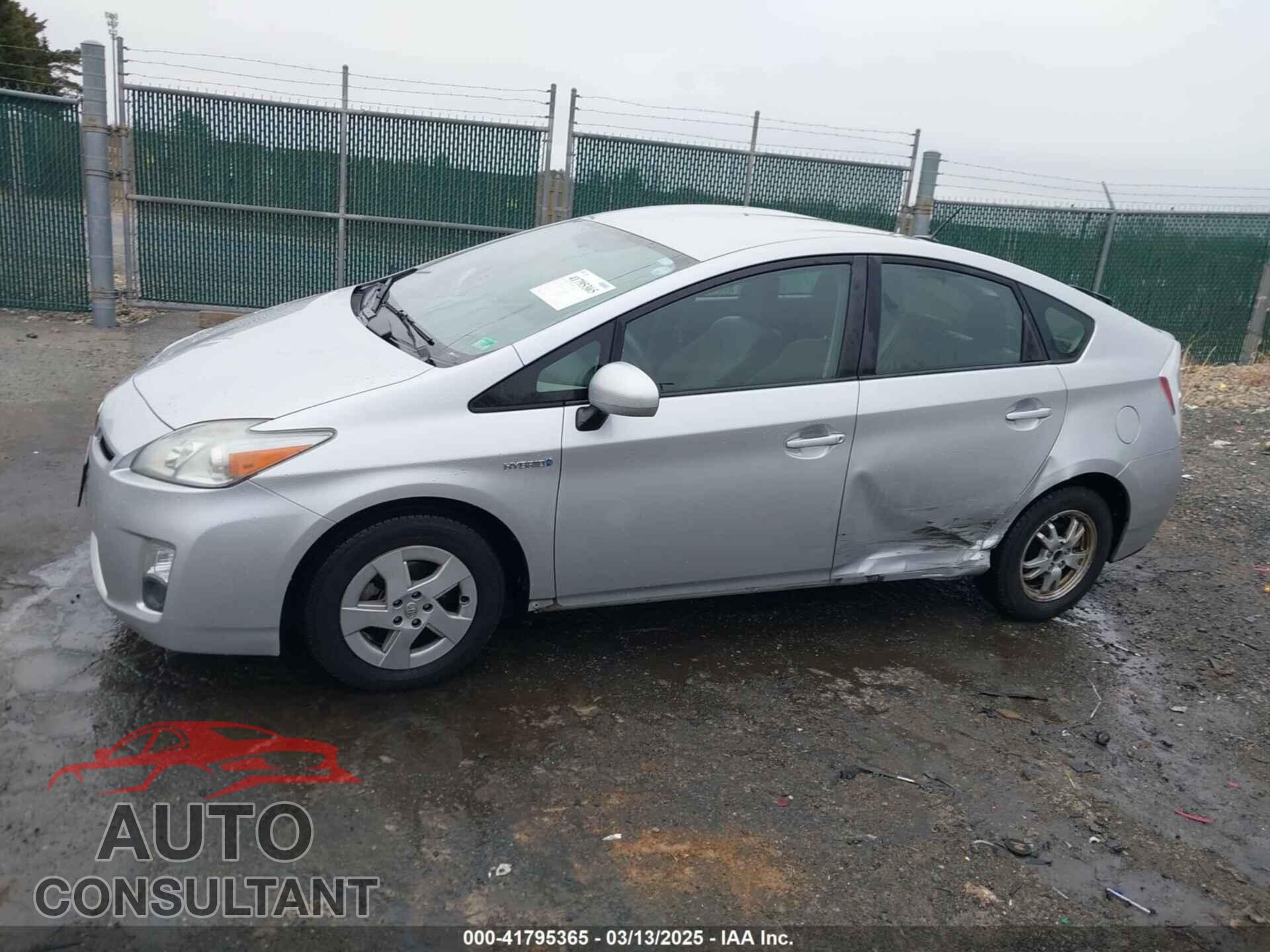 TOYOTA PRIUS 2010 - JTDKN3DU8A0228564