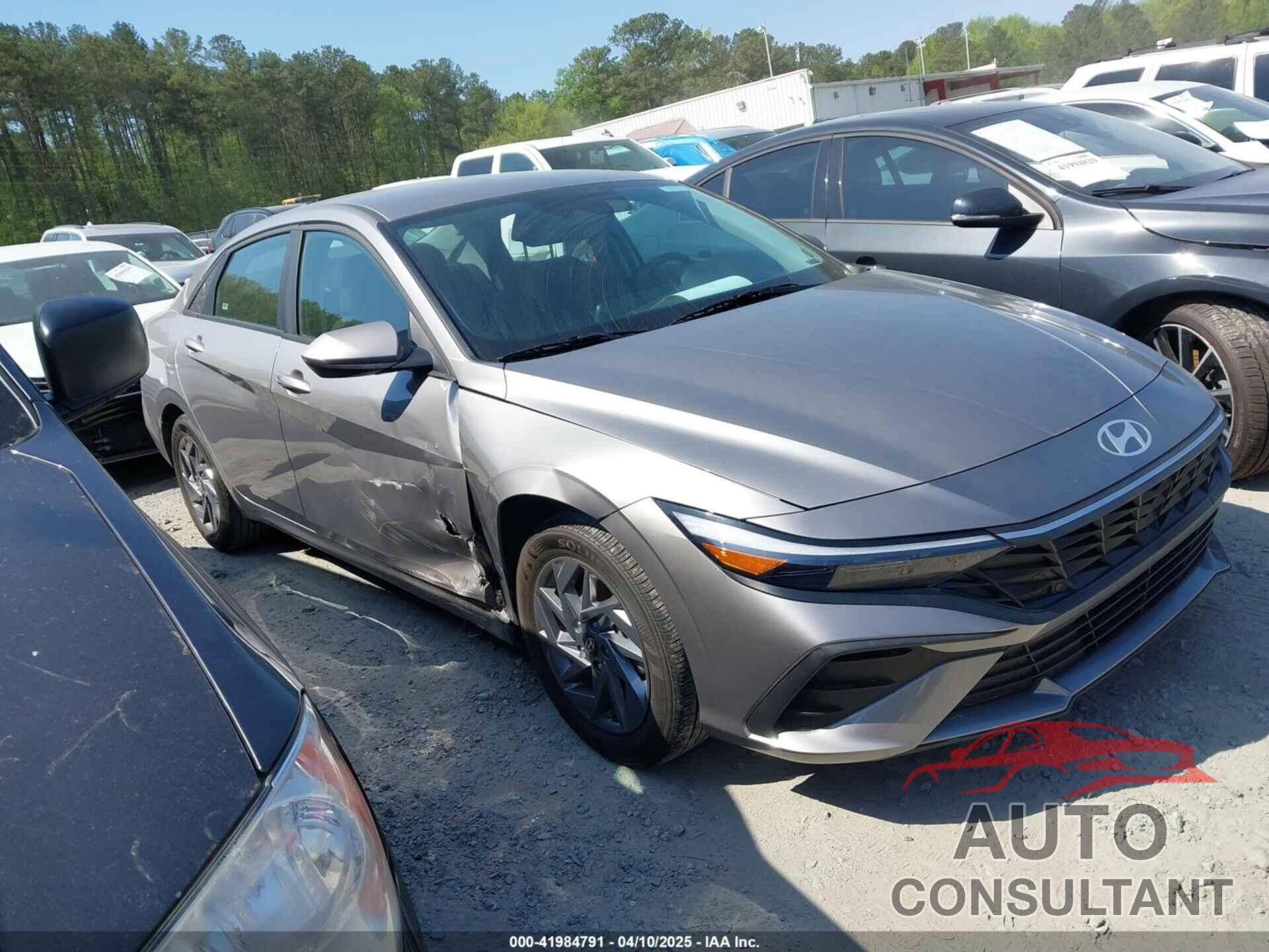 HYUNDAI ELANTRA 2024 - KMHLM4DG5RU663095