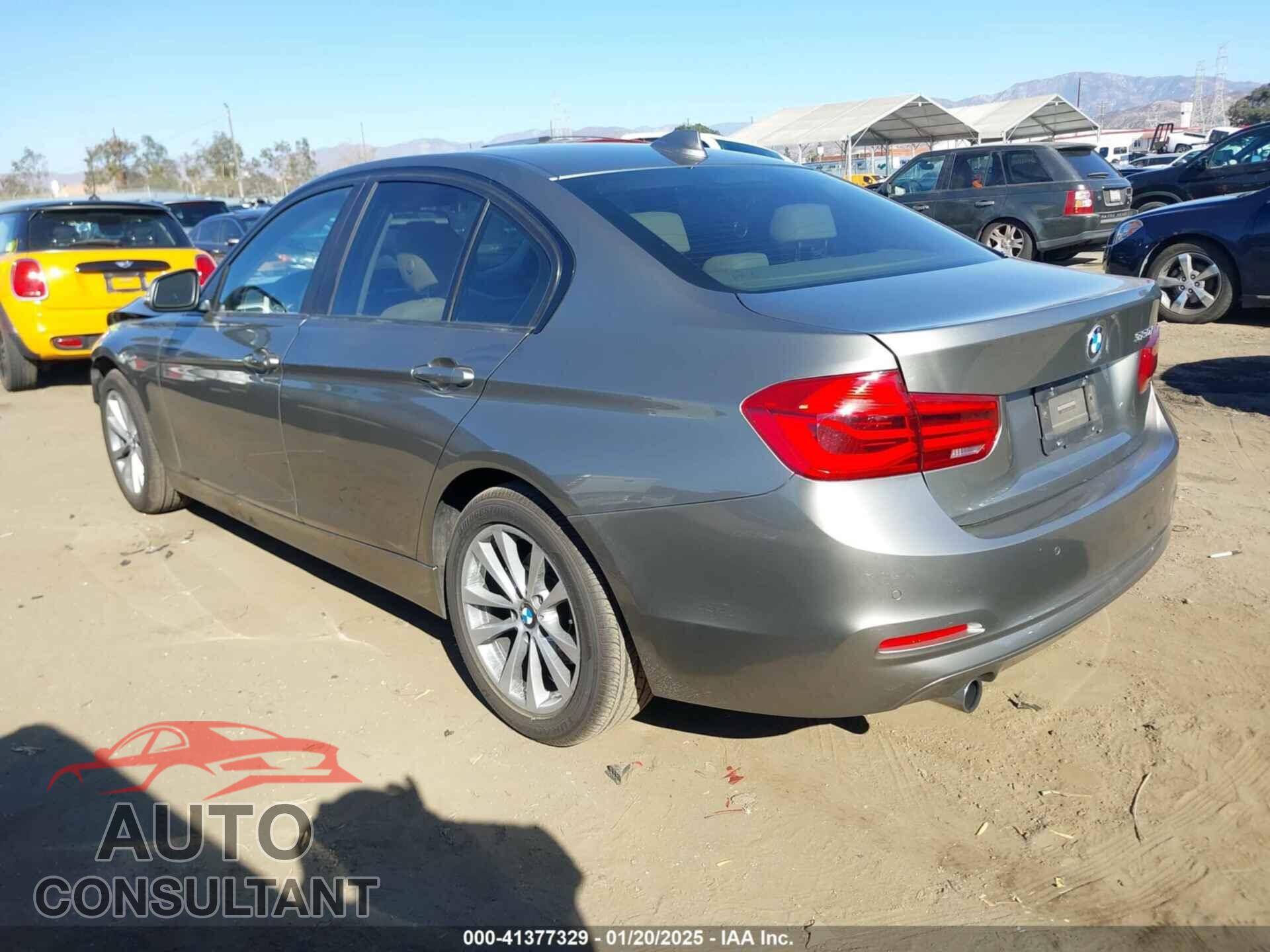 BMW 320I 2016 - WBA8E1G56GNU12087