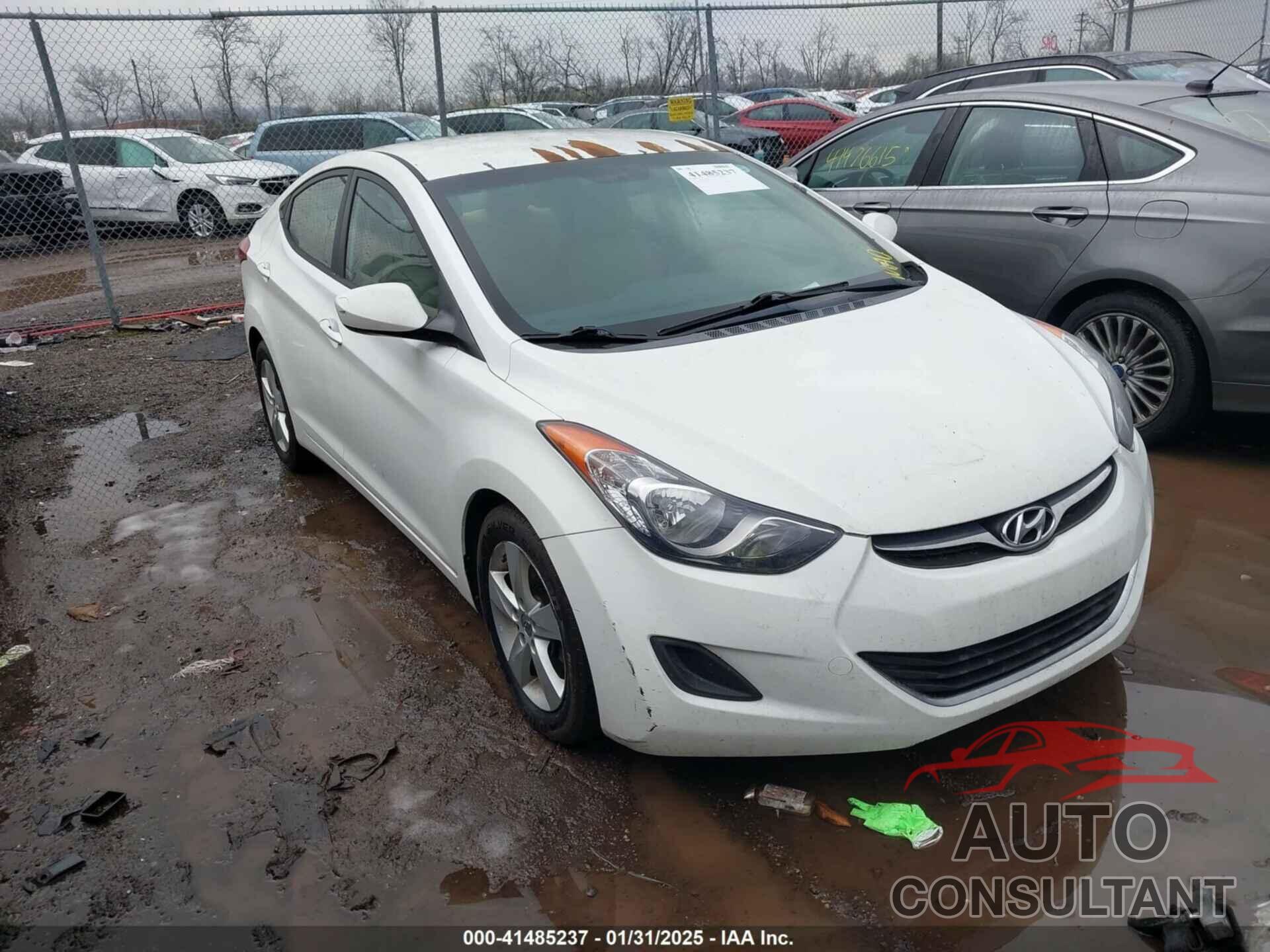 HYUNDAI ELANTRA 2013 - 5NPDH4AE6DH374343