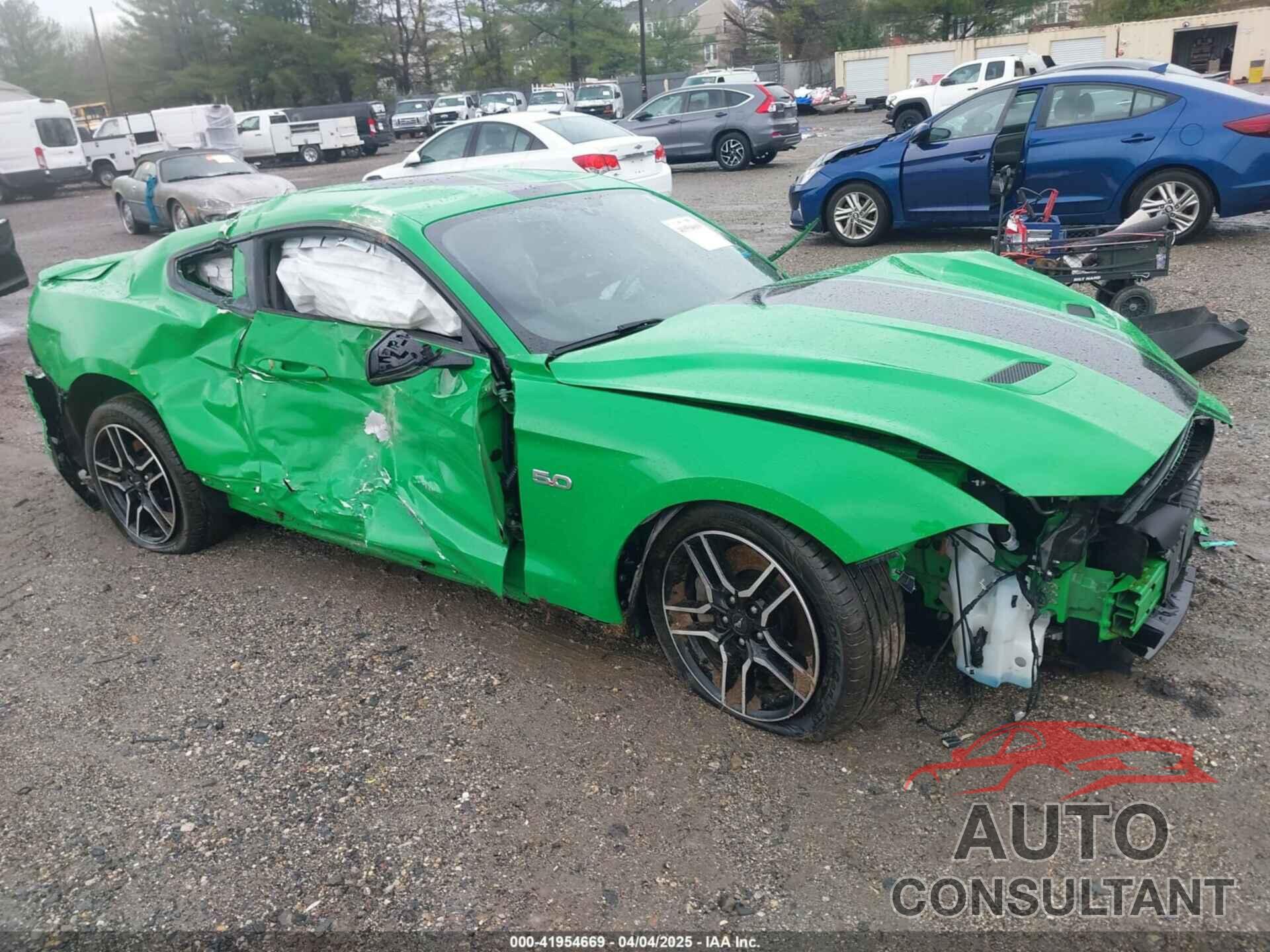 FORD MUSTANG 2019 - 1FA6P8CF8K5112643