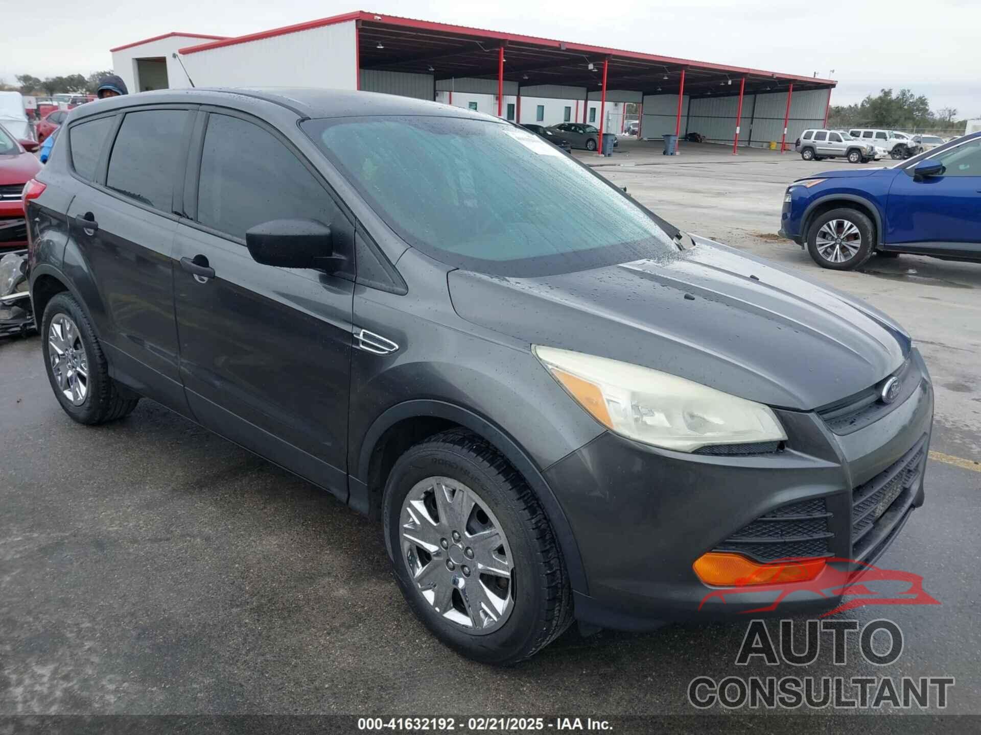 FORD ESCAPE 2016 - 1FMCU0F79GUC10732