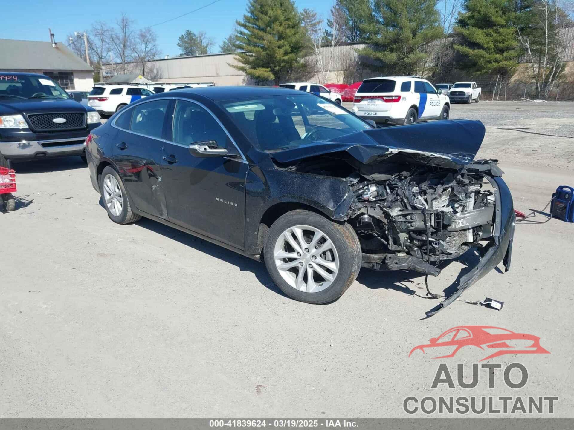 CHEVROLET MALIBU 2018 - 1G1ZD5ST3JF260870