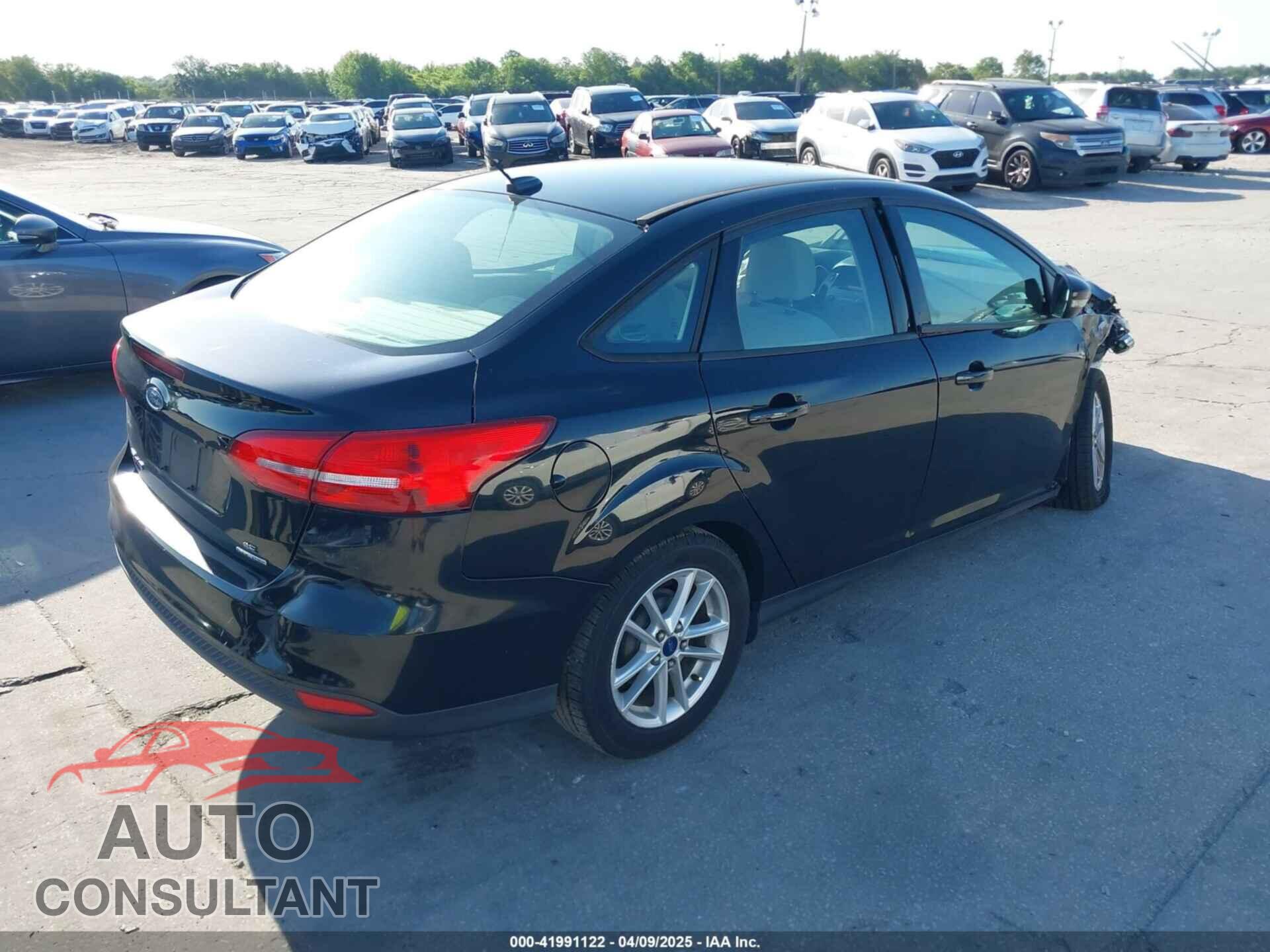 FORD FOCUS 2016 - 1FADP3F26GL207465