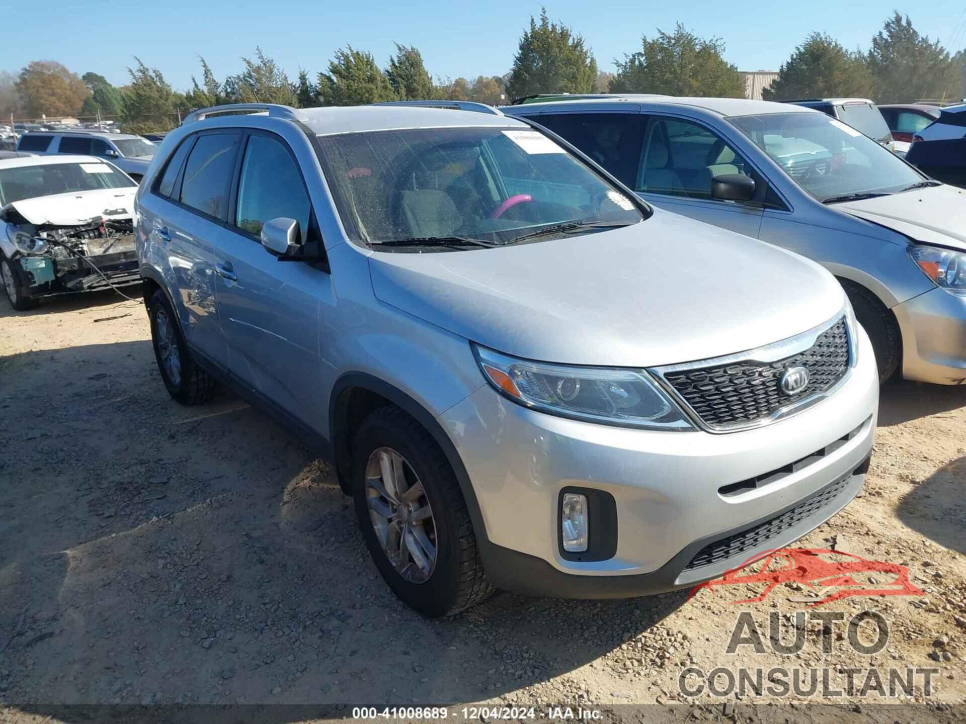 KIA SORENTO 2015 - 5XYKT3A63FG551613
