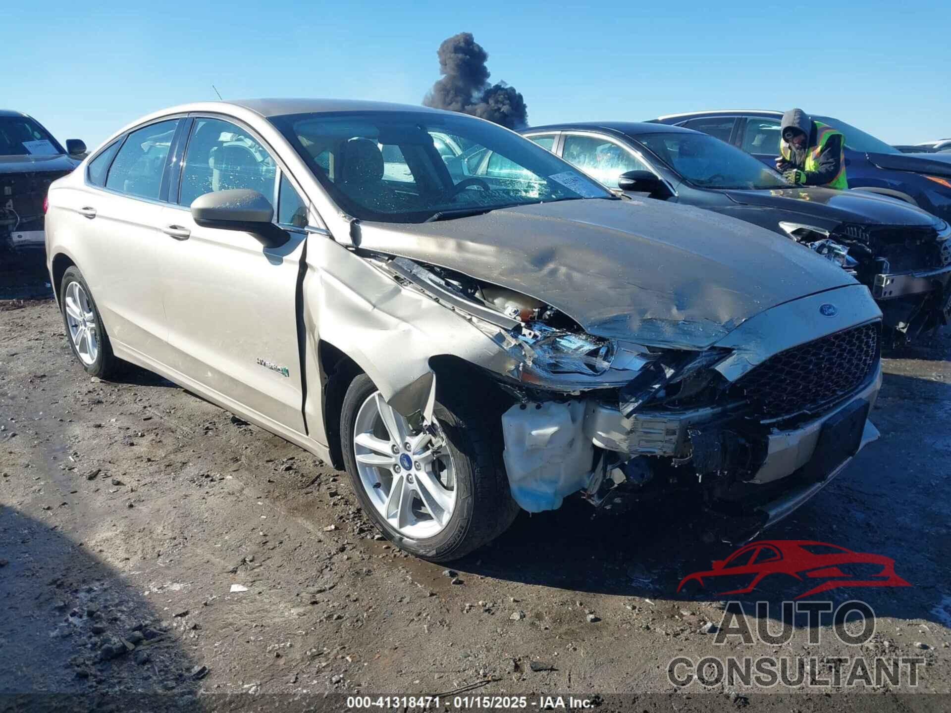 FORD FUSION HYBRID 2018 - 3FA6P0UU8JR271589
