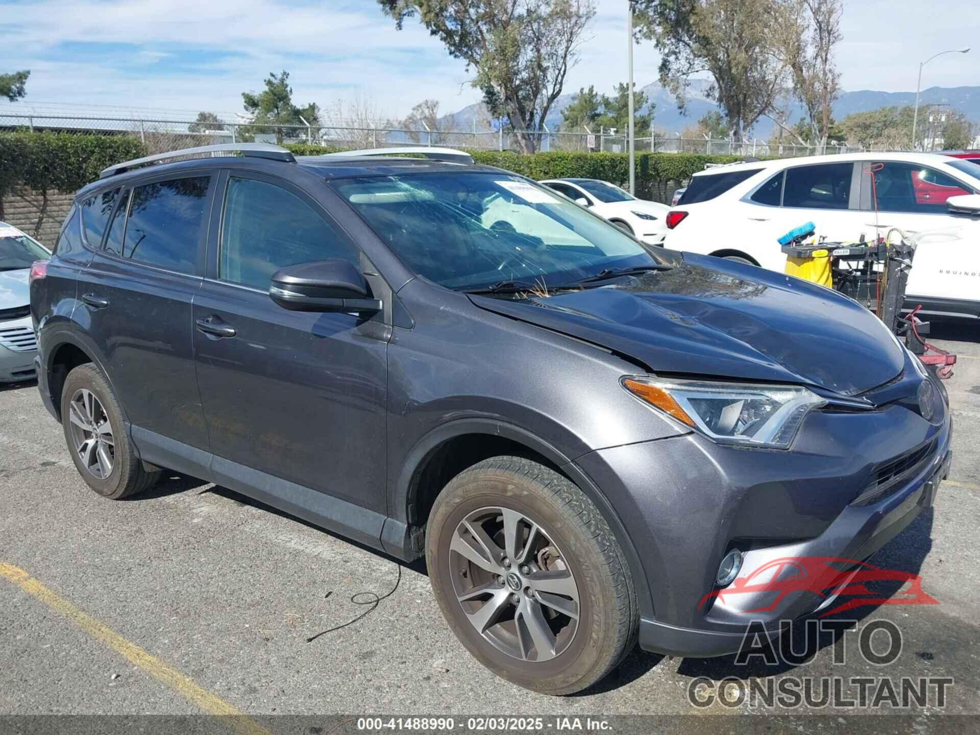 TOYOTA RAV4 2016 - JTMRFREV1GJ087099