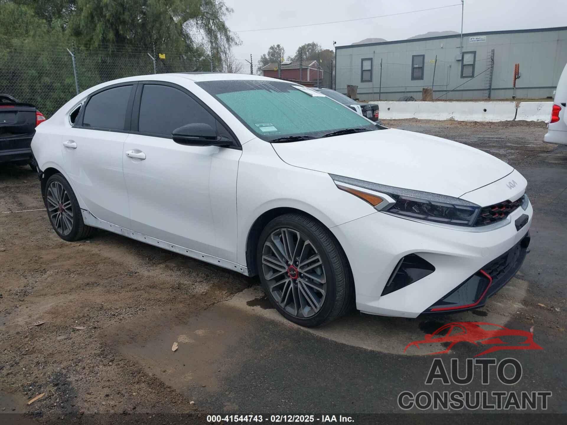 KIA FORTE 2023 - 3KPF44AC9PE575097