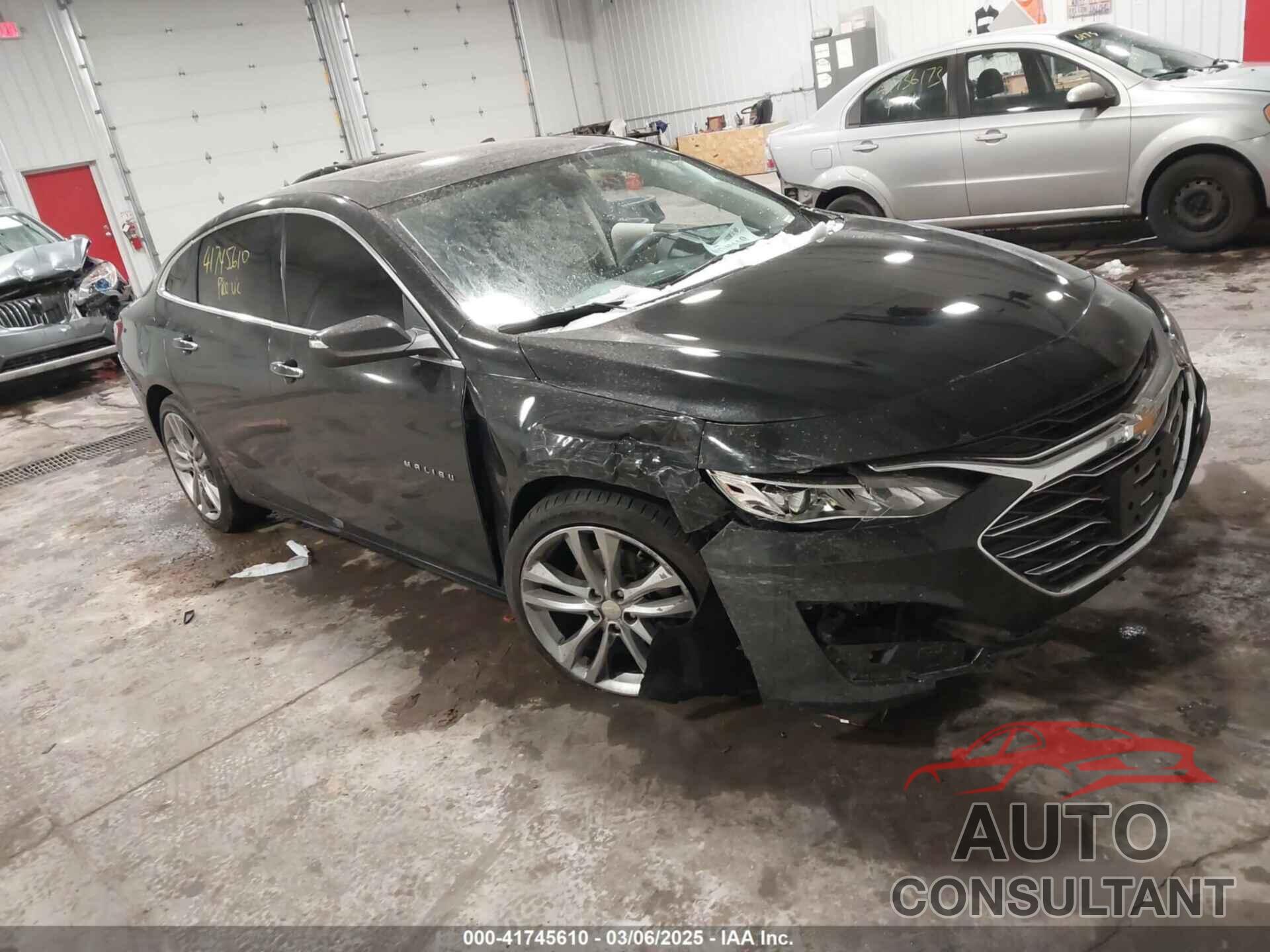 CHEVROLET MALIBU 2020 - 1G1ZE5SXXLF013560