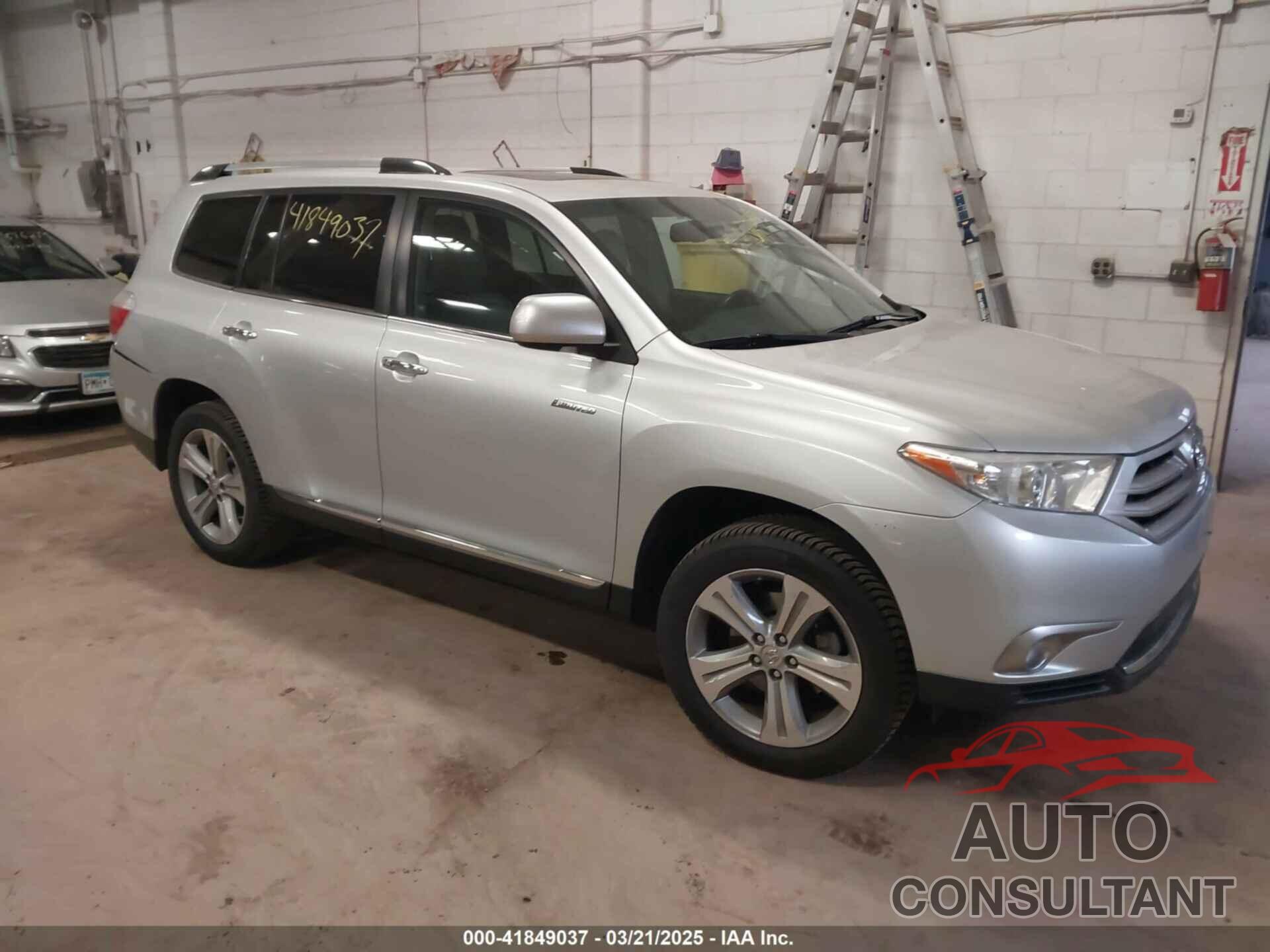 TOYOTA HIGHLANDER 2013 - 5TDDK3EH6DS178221