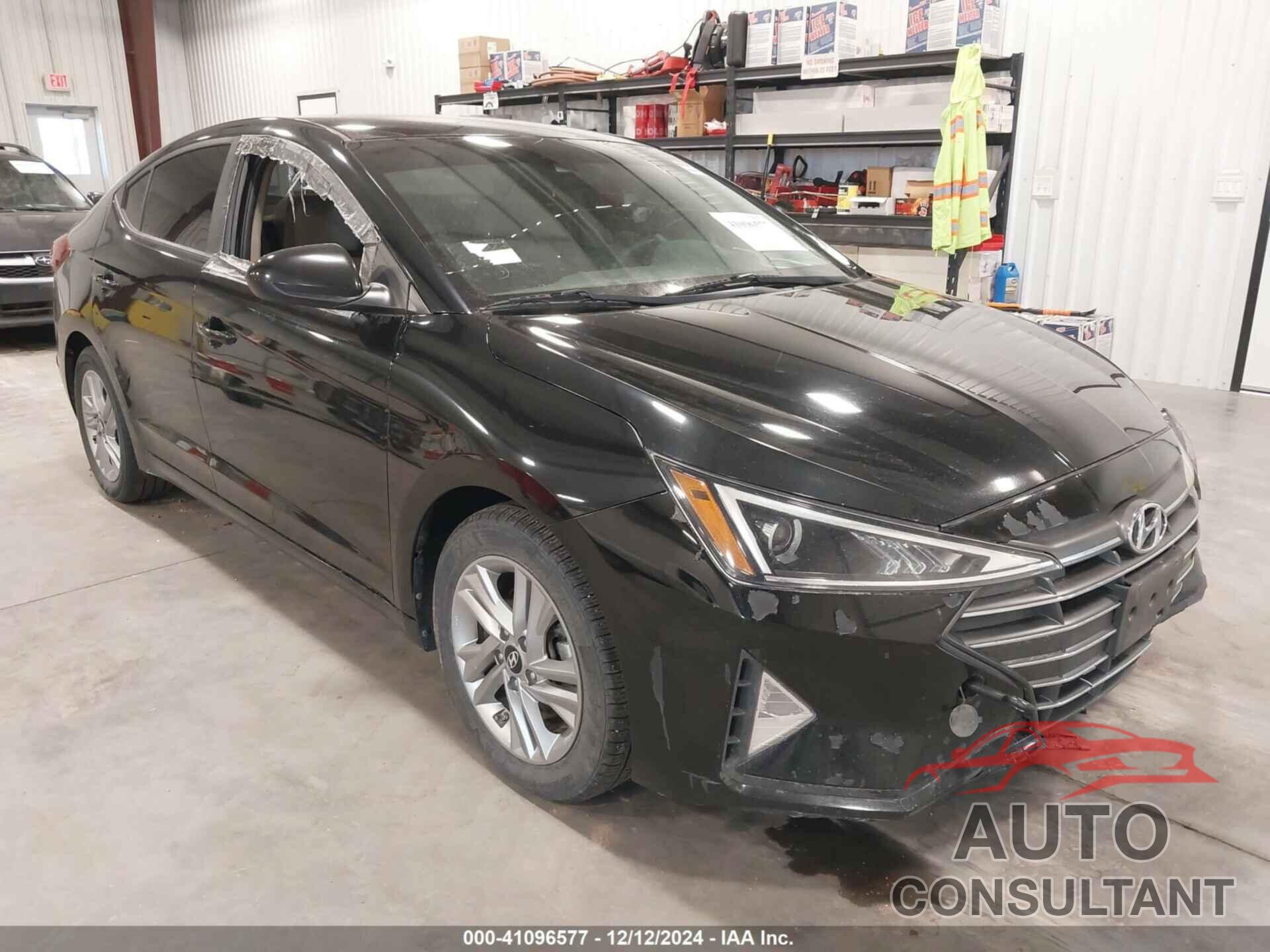 HYUNDAI ELANTRA 2019 - KMHD84LF6KU797900
