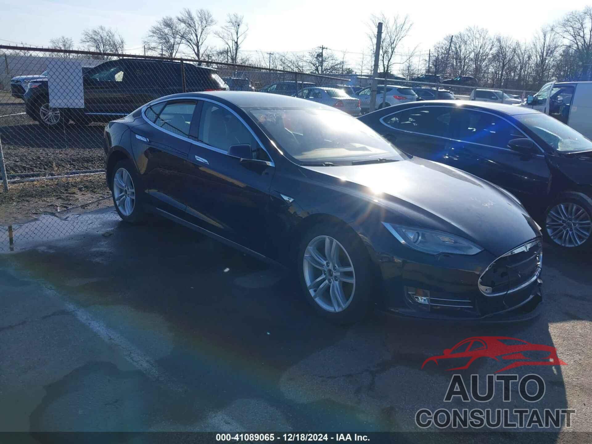 TESLA MODEL S 2014 - 5YJSA1H14EFP37557