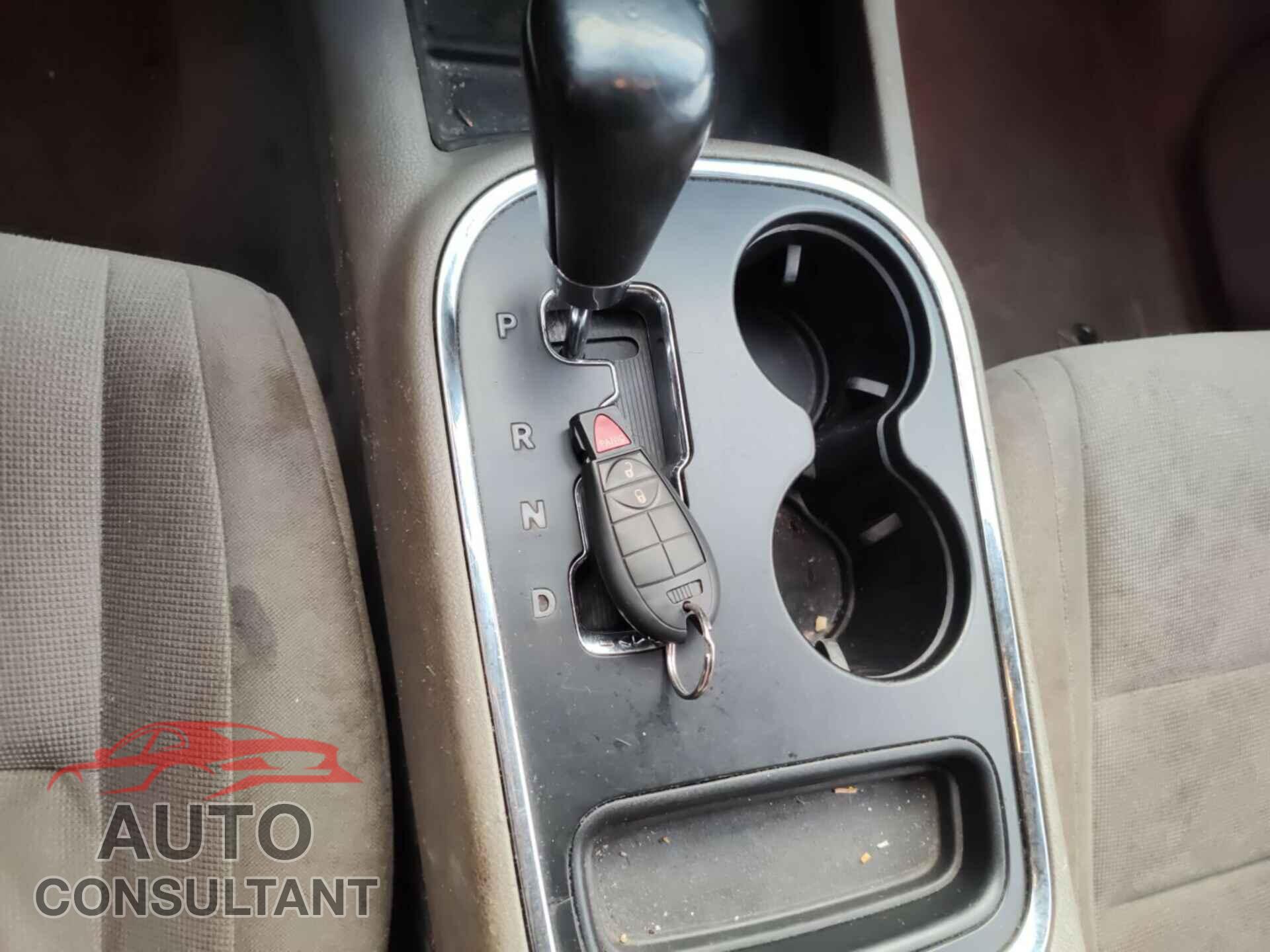 DODGE DURANGO 2013 - 1C4RDJAG2DC682882