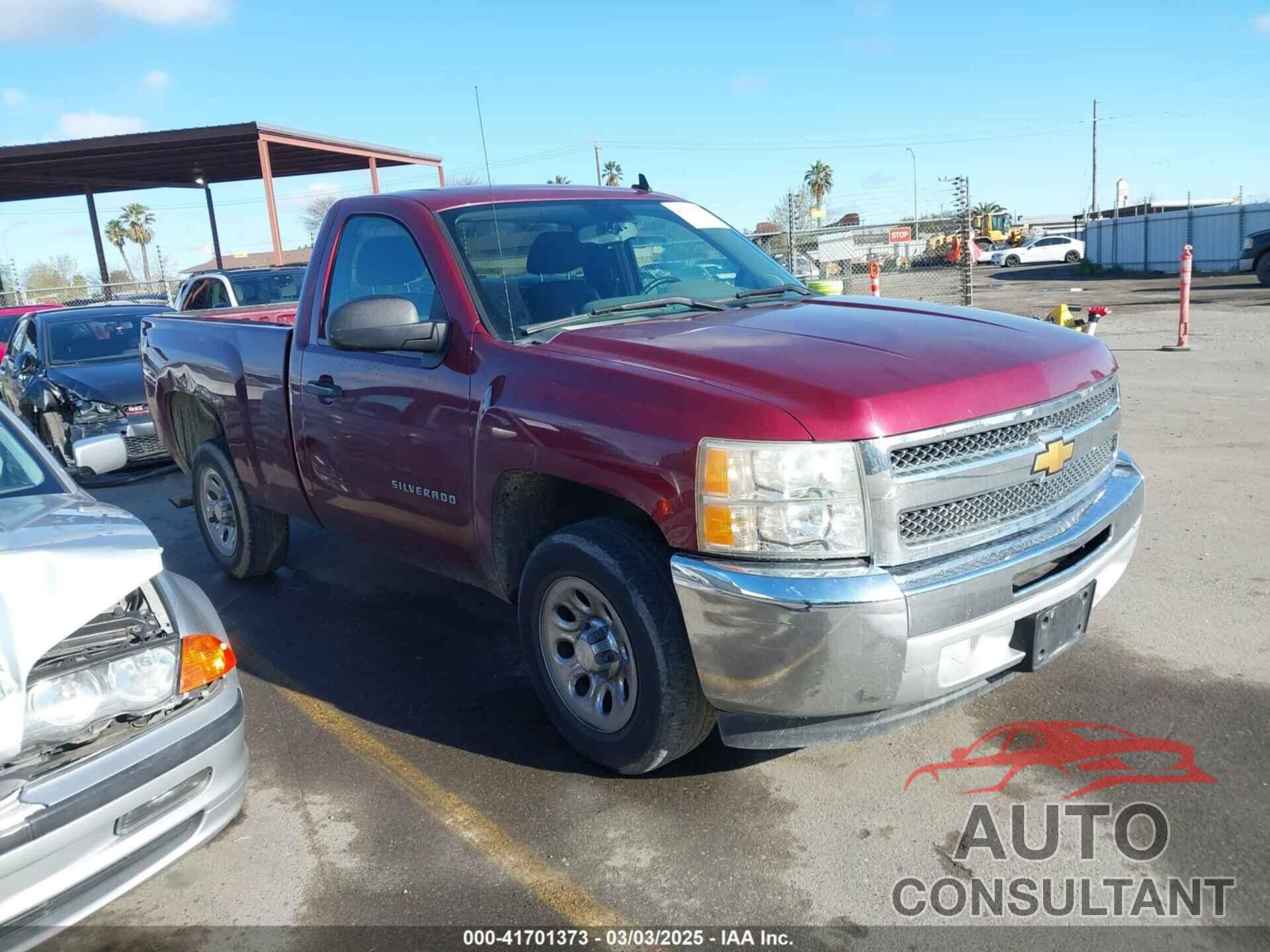 CHEVROLET SILVERADO 1500 2013 - 1GCNCPEXXDZ215480
