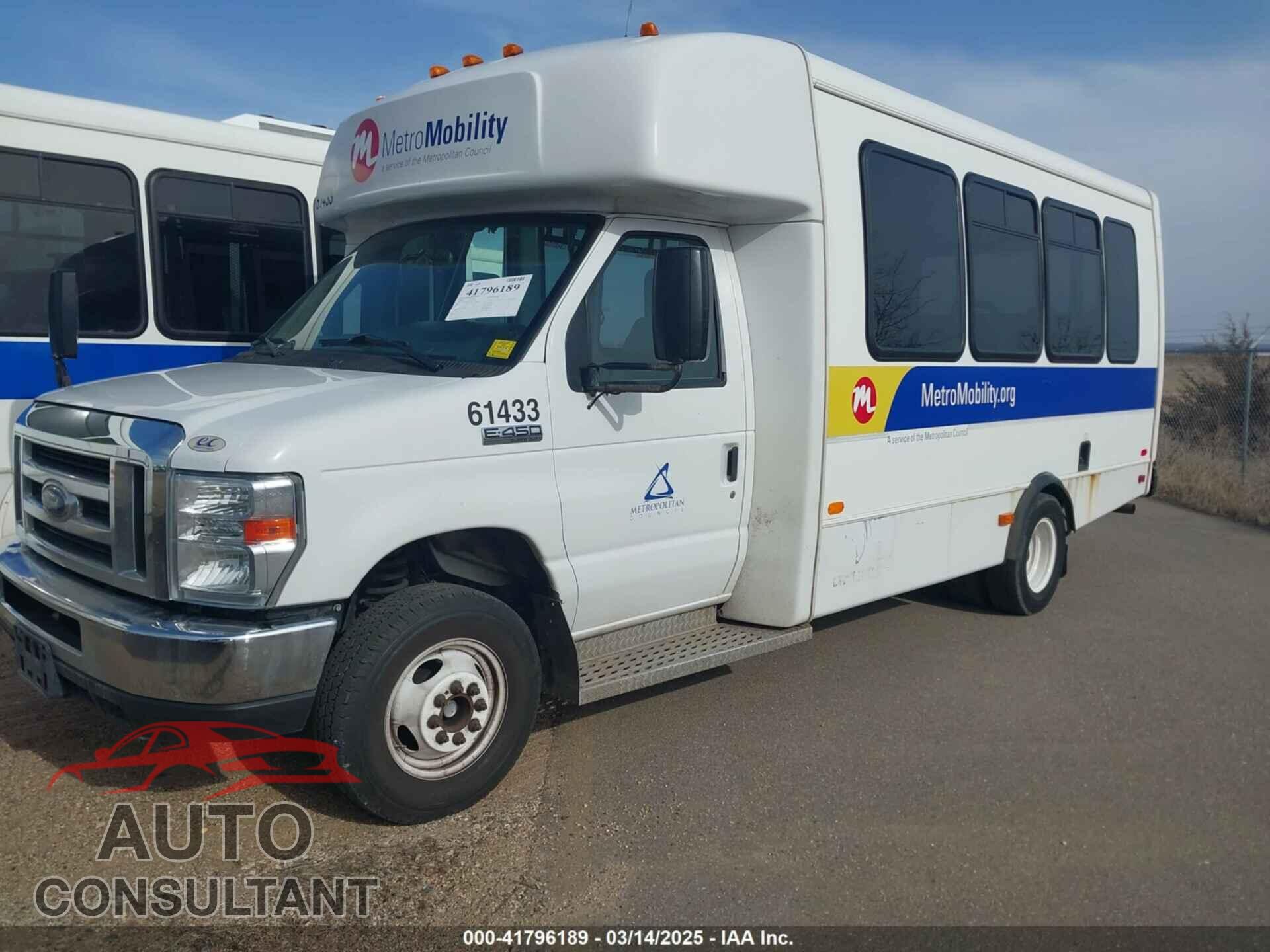 FORD E-450 CUTAWAY 2019 - 1FDFE4FS4KDC31003