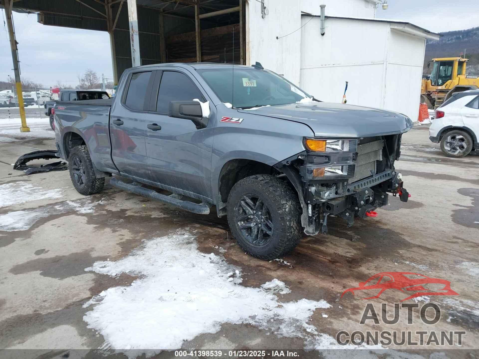 CHEVROLET SILVERADO 1500 2019 - 1GCRYCEF9KZ221254