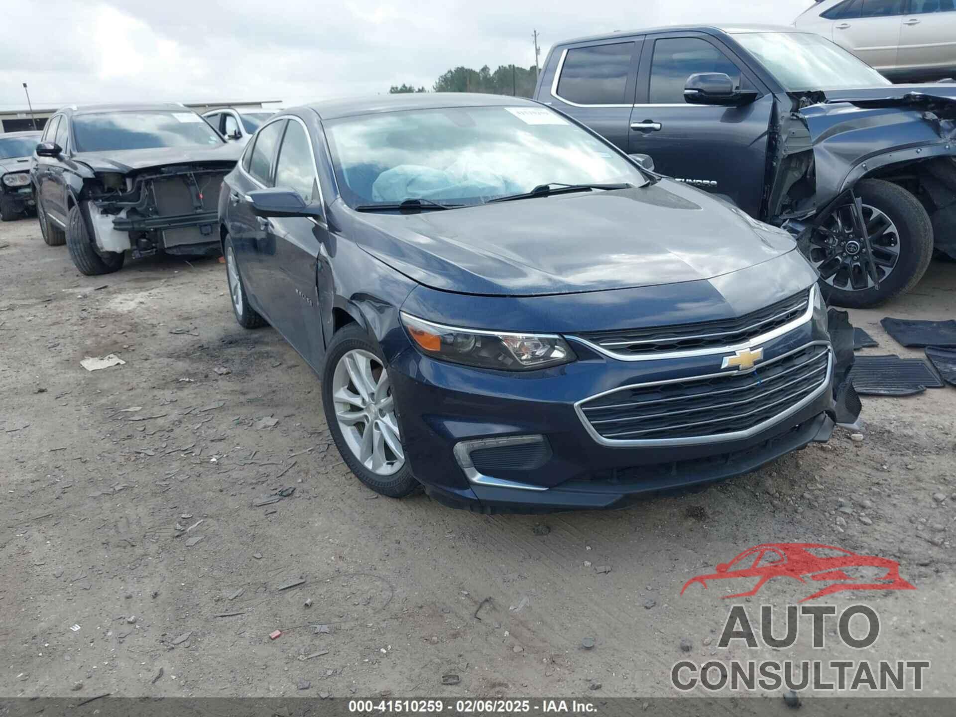 CHEVROLET MALIBU 2018 - 1G1ZD5ST7JF220887