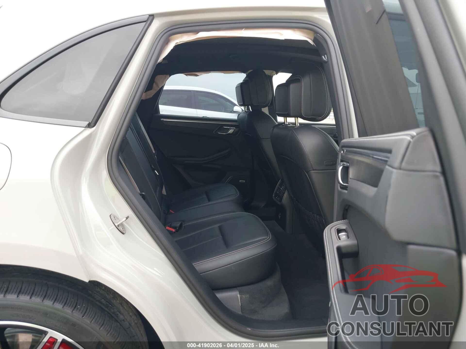 PORSCHE MACAN 2022 - WP1AF2A53NLB31162
