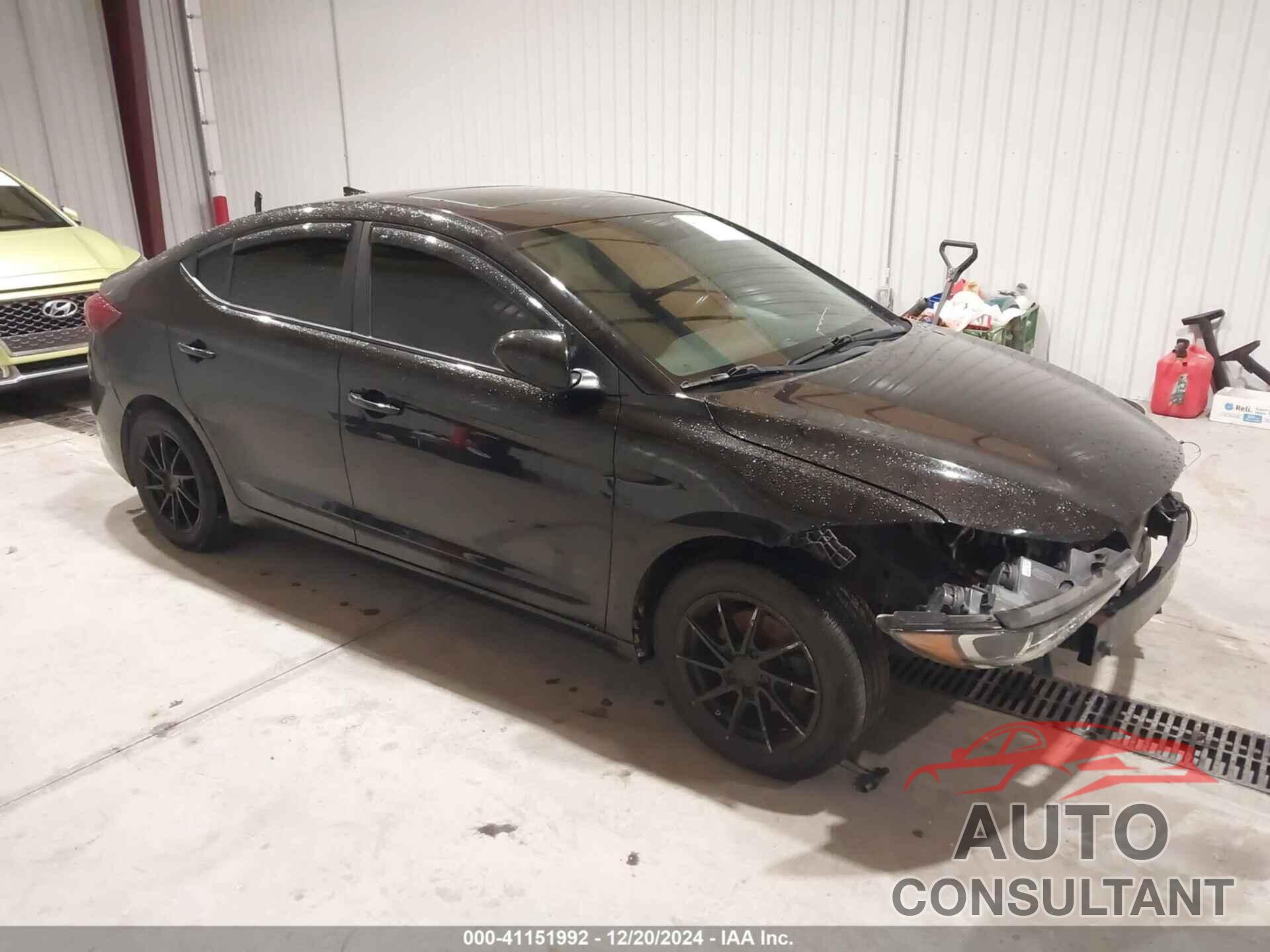 HYUNDAI ELANTRA 2018 - KMHD84LF9JU522343