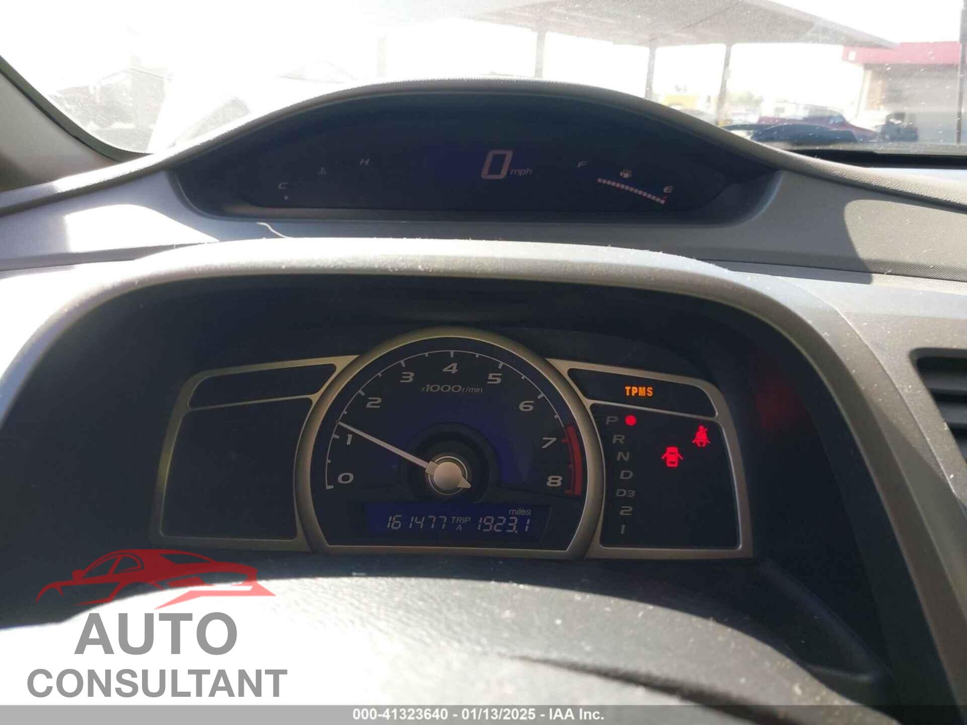 HONDA CIVIC 2010 - 19XFA1F8XAE014877