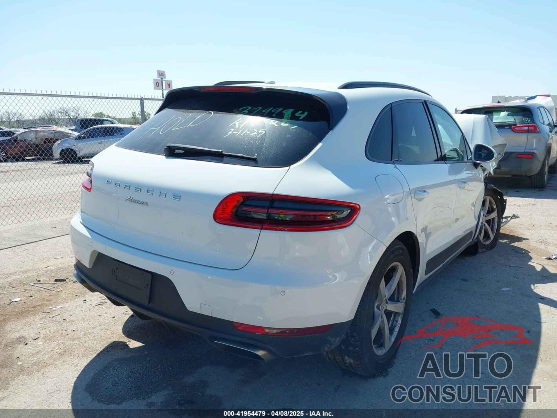 PORSCHE MACAN 2018 - WP1AA2A50JLB18264