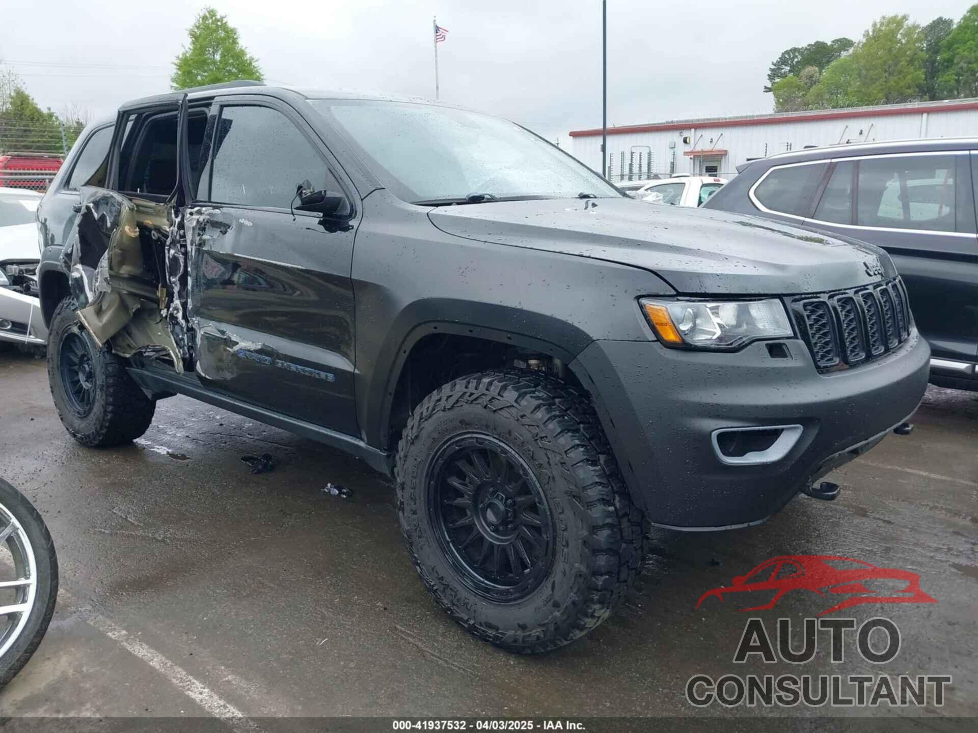 JEEP GRAND CHEROKEE 2018 - 1C4RJFAG2JC500227