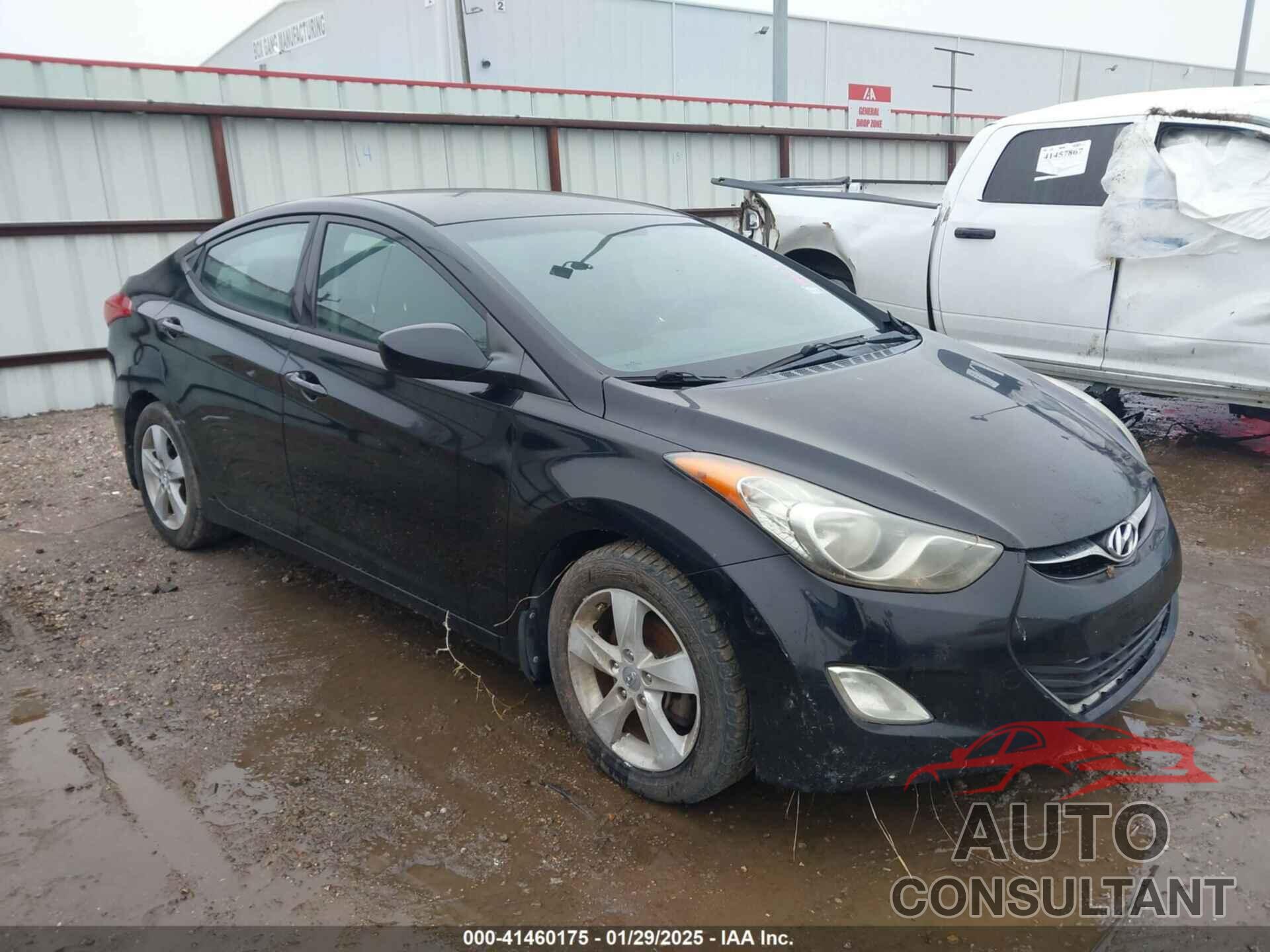 HYUNDAI ELANTRA 2013 - KMHDH4AE4DU628746