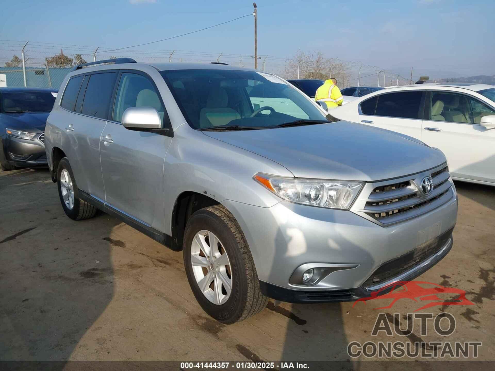 TOYOTA HIGHLANDER 2013 - 5TDZK3EH7DS117109
