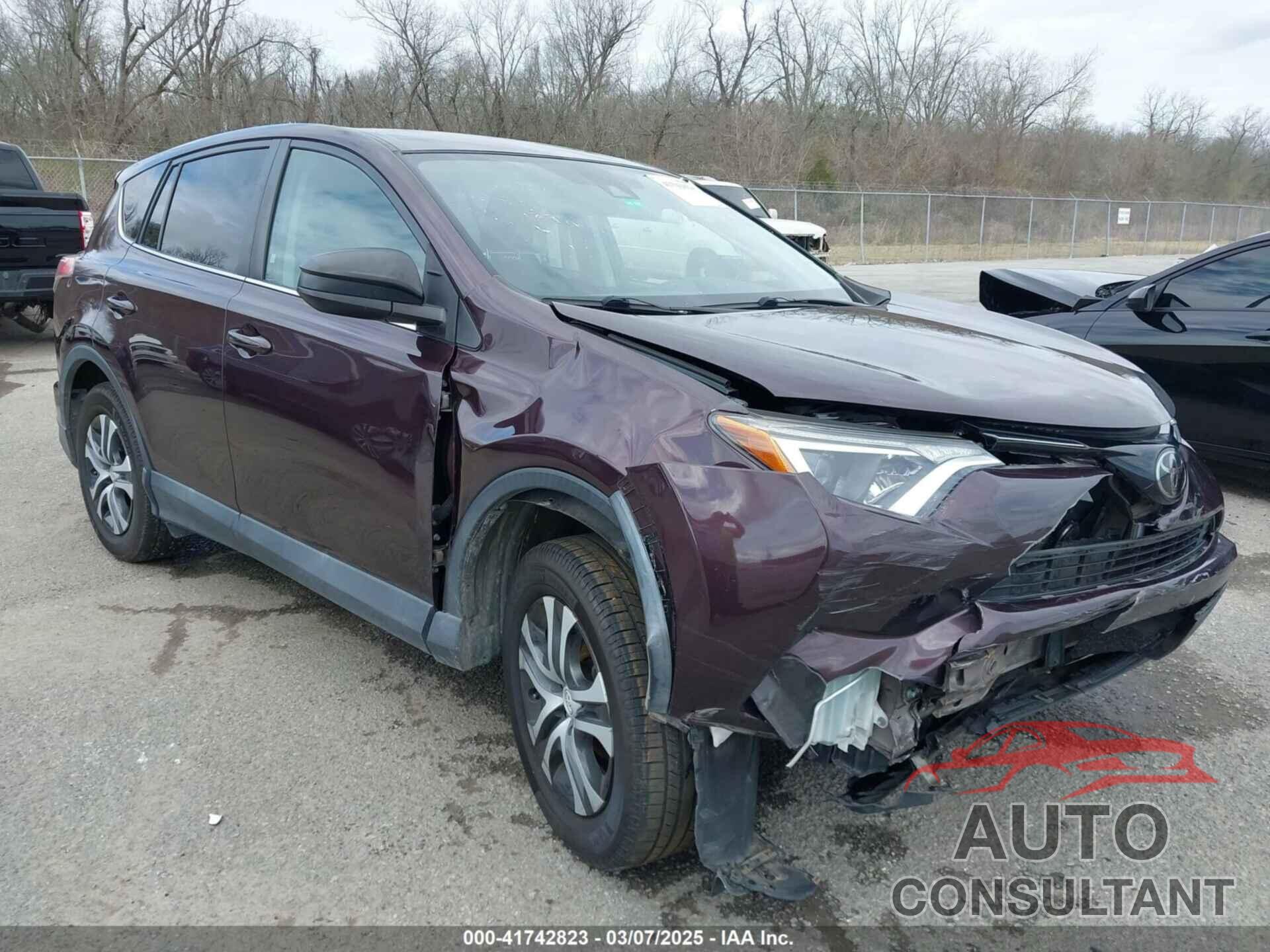 TOYOTA RAV4 2018 - 2T3ZFREV7JW442043