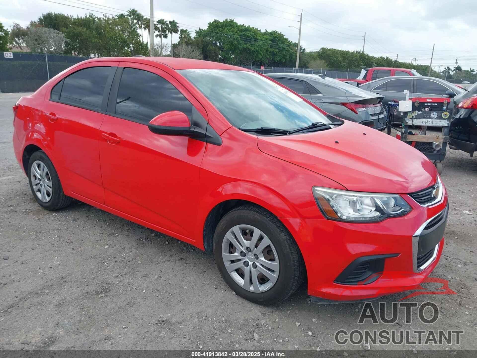 CHEVROLET SONIC 2017 - 1G1JB5SH4H4175573