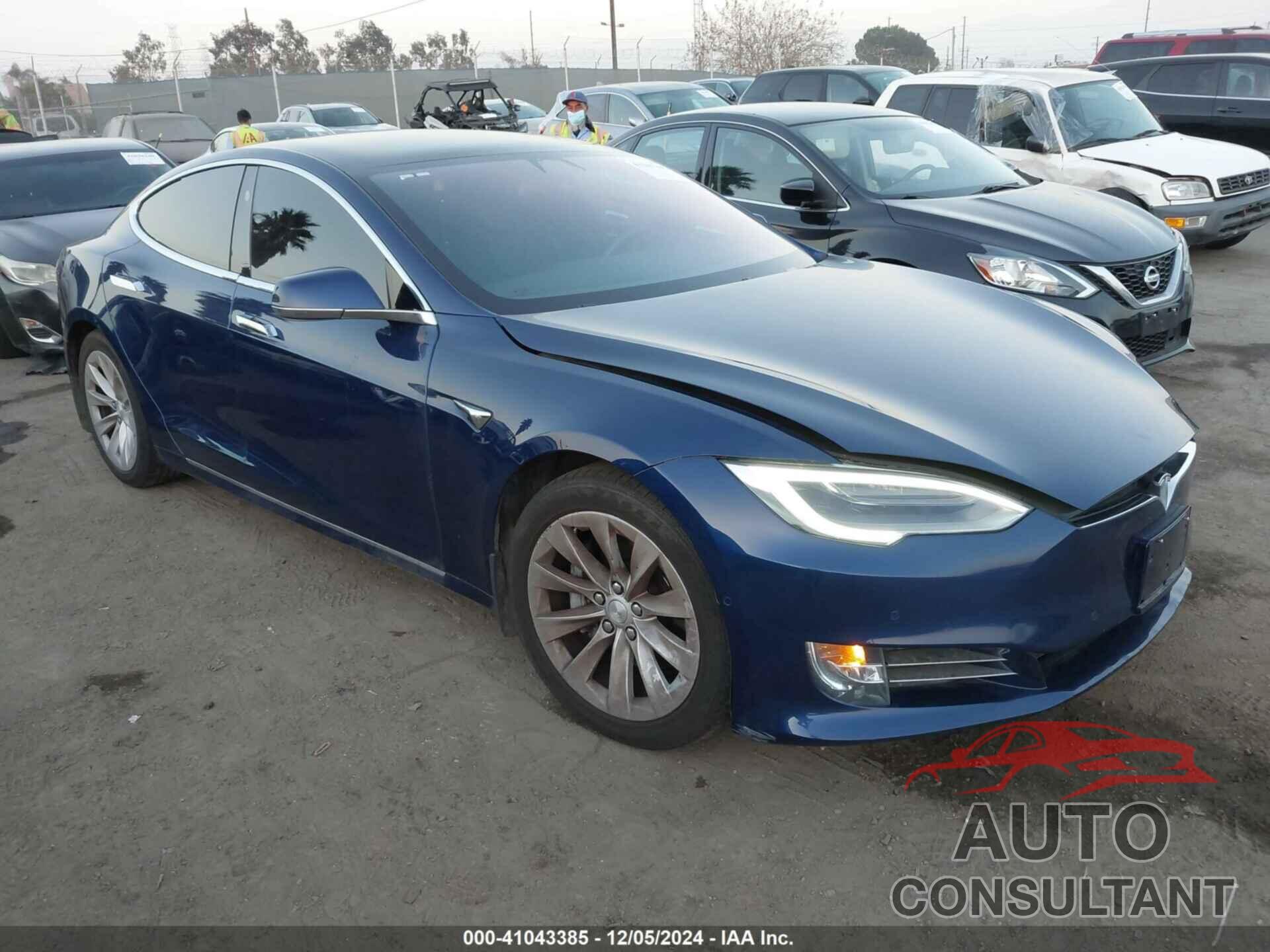 TESLA MODEL S 2018 - 5YJSA1E27JF272456