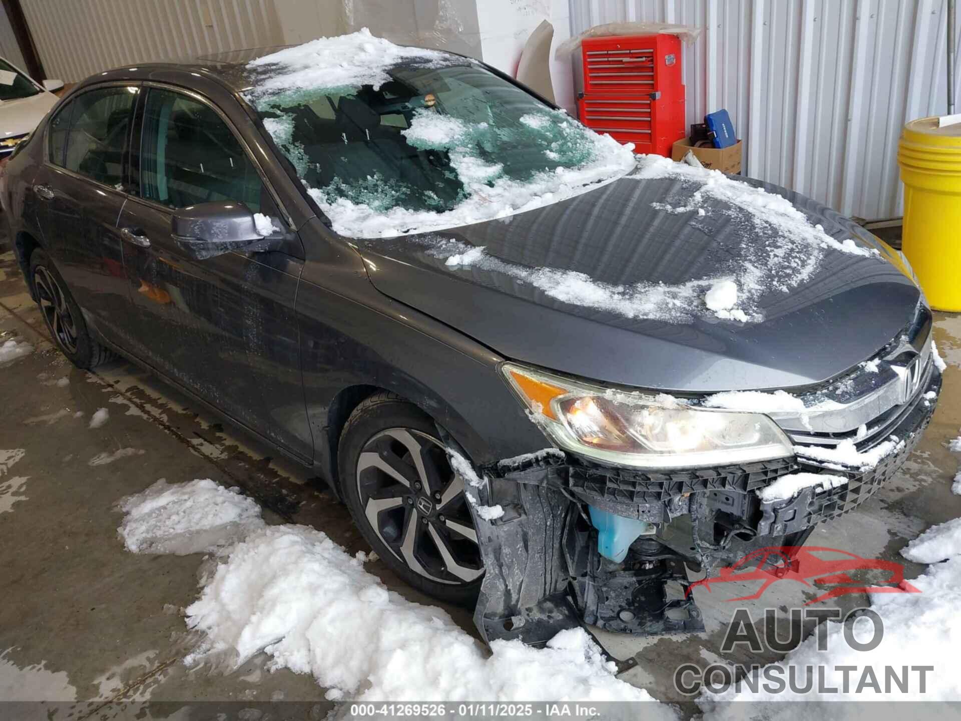 HONDA ACCORD 2016 - 1HGCR3F08GA018246