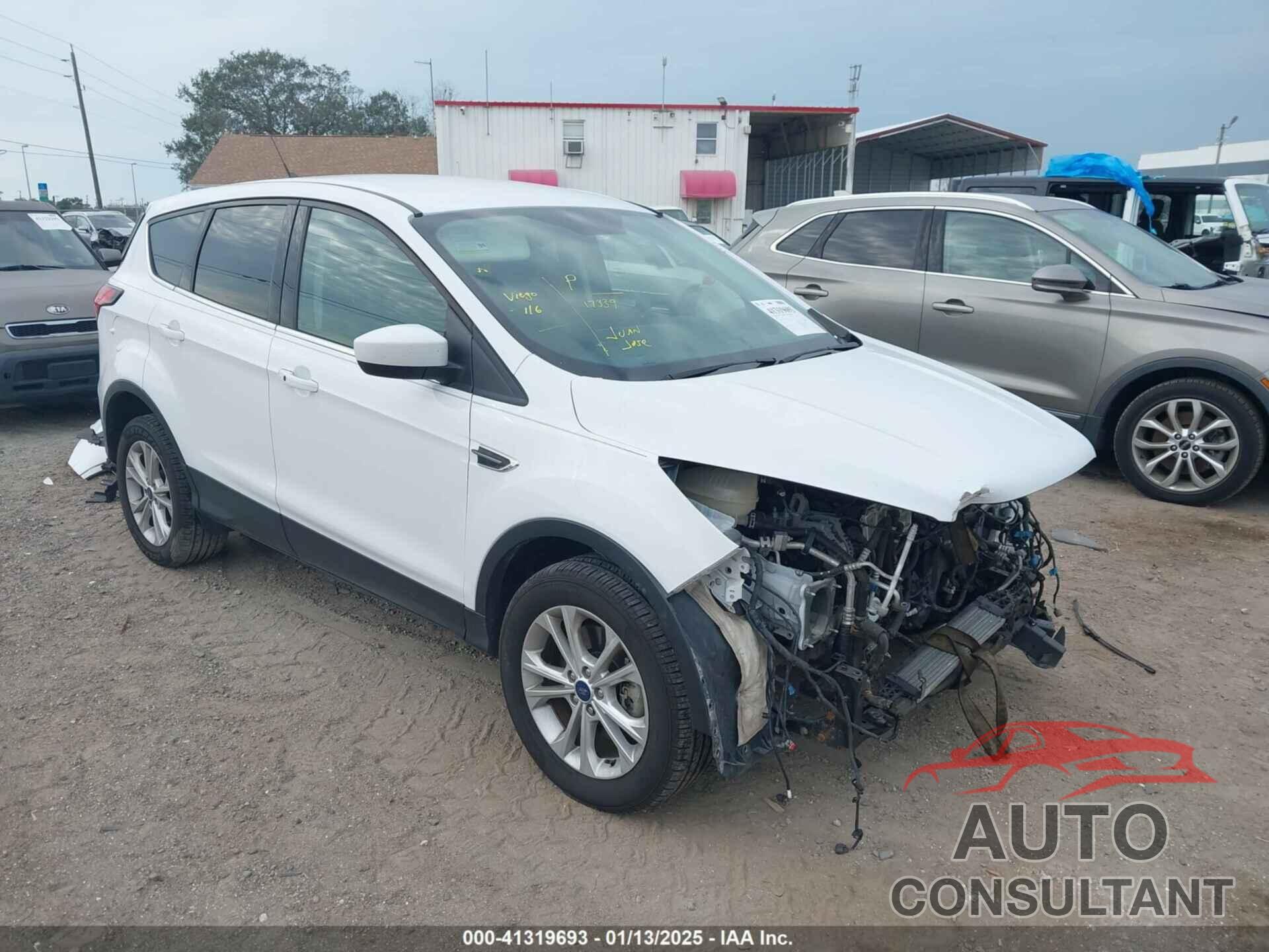 FORD ESCAPE 2019 - 1FMCU9GD1KUC51566