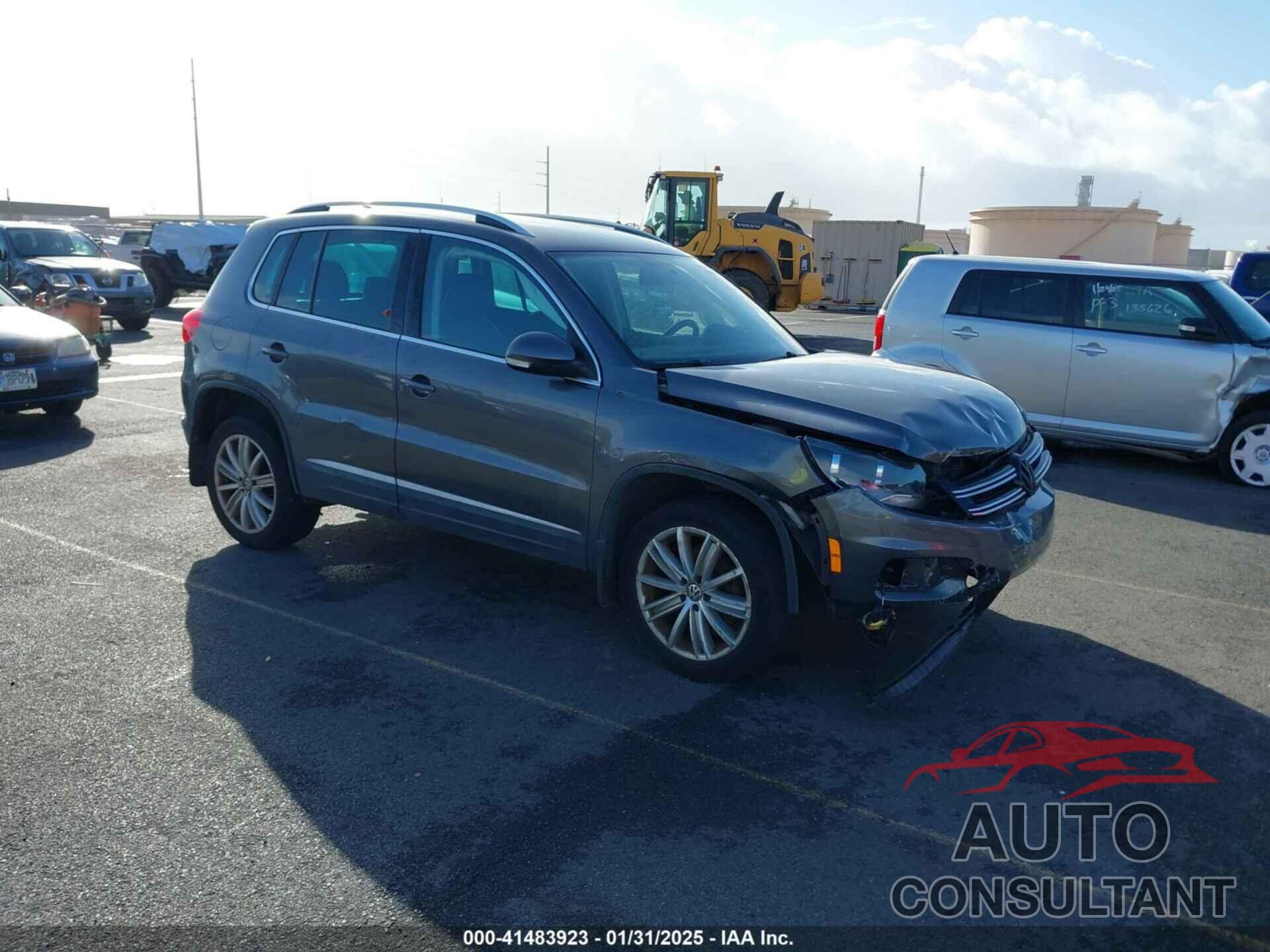 VOLKSWAGEN TIGUAN 2014 - WVGBV3AX0EW542190