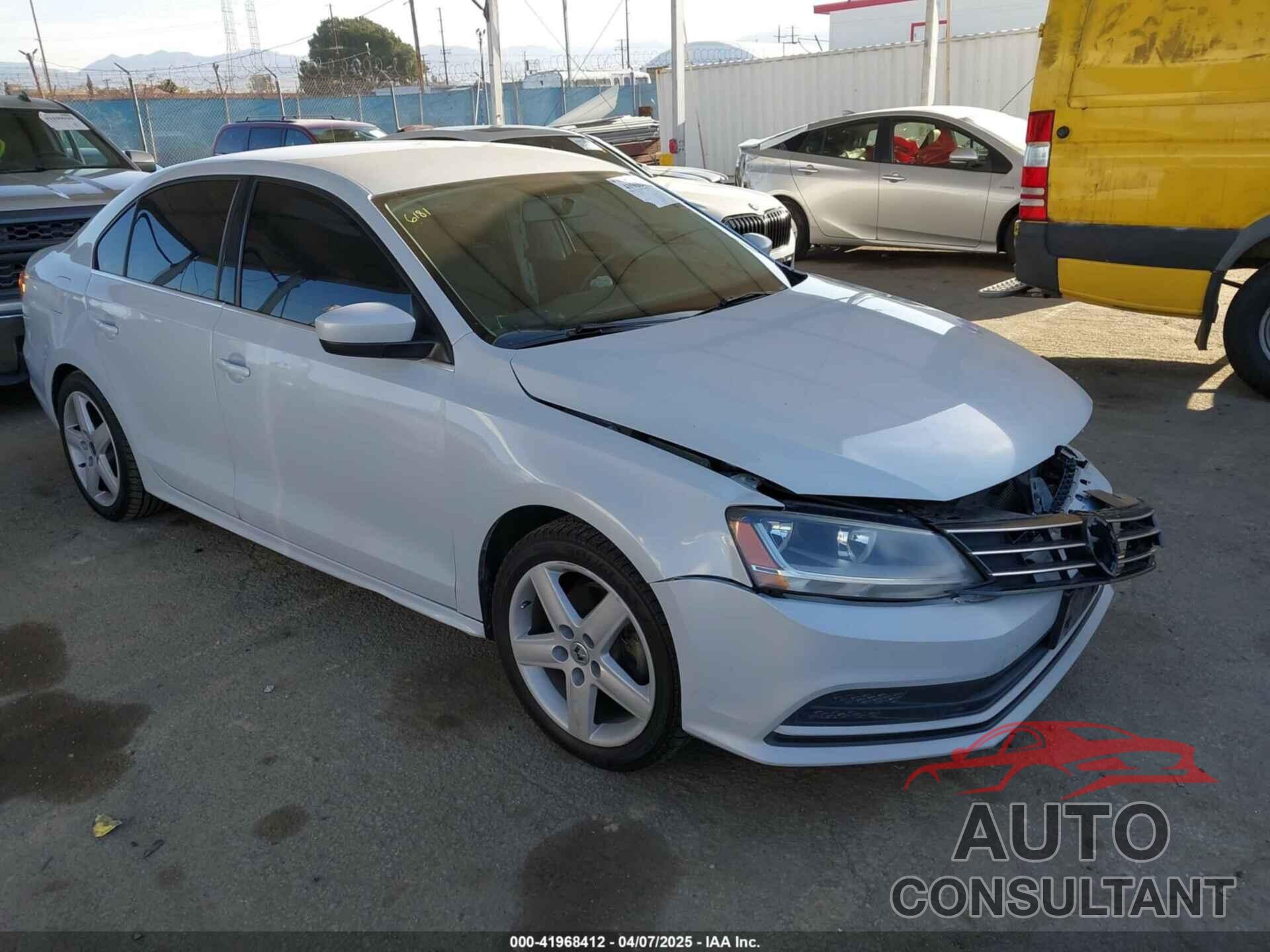 VOLKSWAGEN JETTA 2017 - 3VW2B7AJ5HM407515