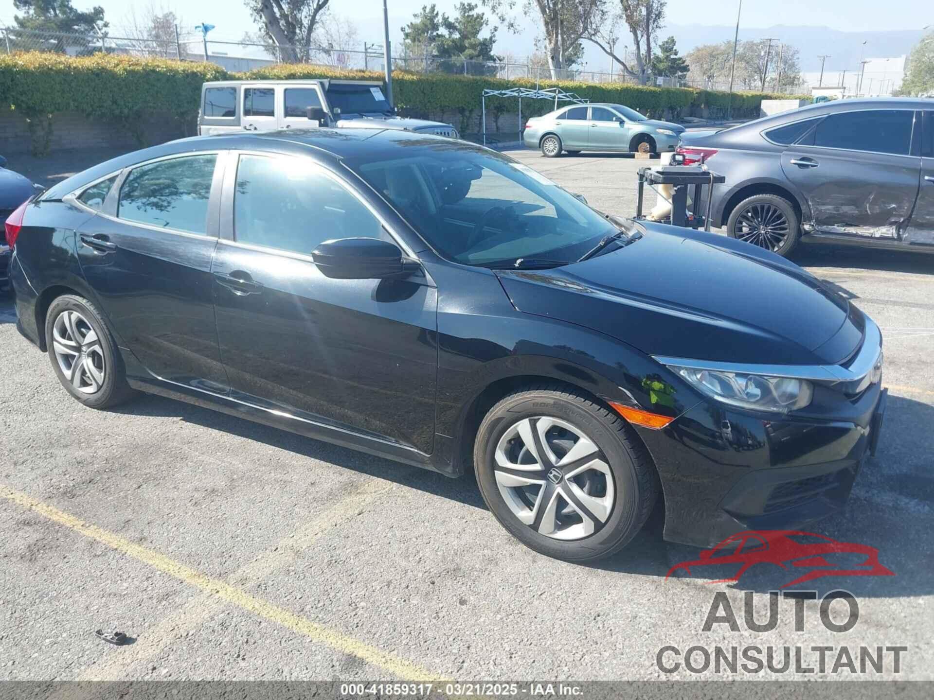 HONDA CIVIC 2018 - 2HGFC2F56JH508617