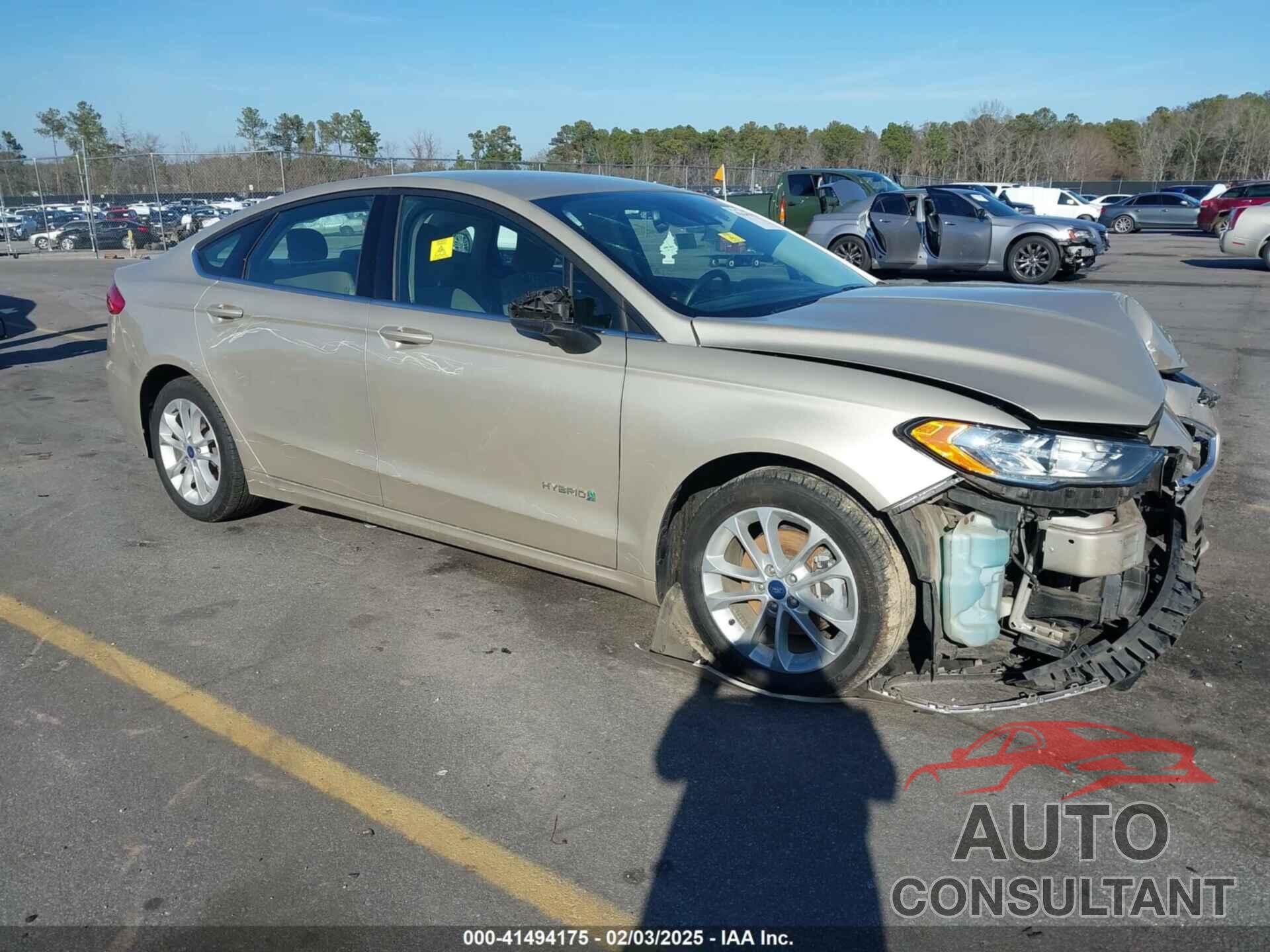 FORD FUSION HYBRID 2019 - 3FA6P0LU9KR204163