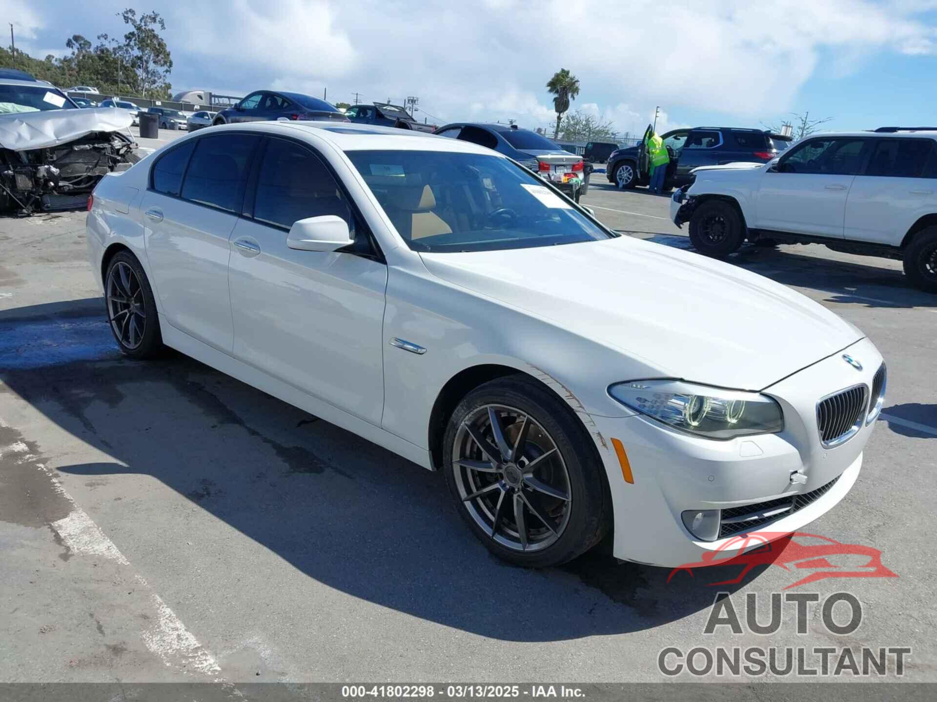 BMW 528I 2012 - WBAXG5C58CDW93988