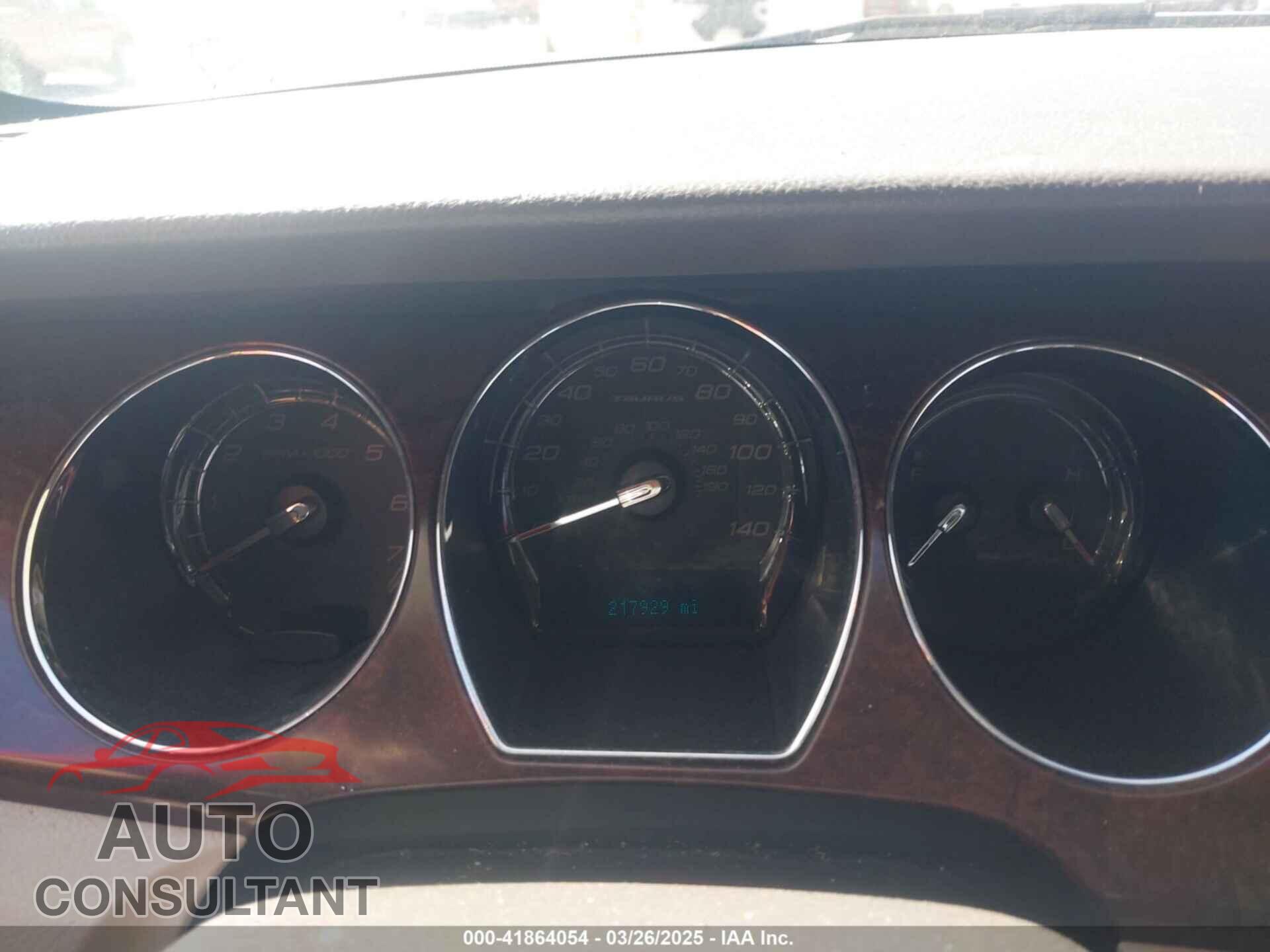 FORD TAURUS 2011 - 1FAHP2FW1BG121044