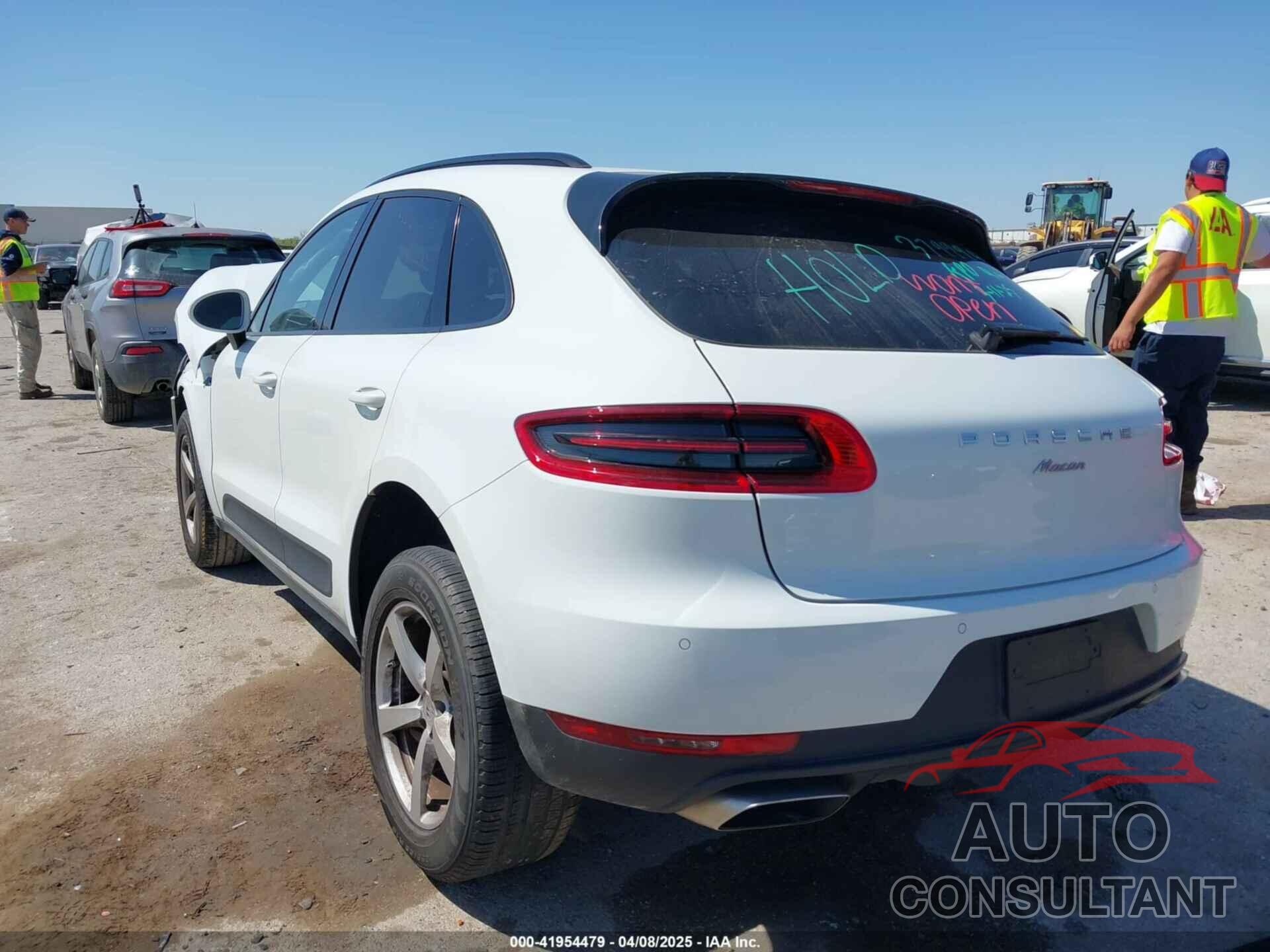 PORSCHE MACAN 2018 - WP1AA2A50JLB18264