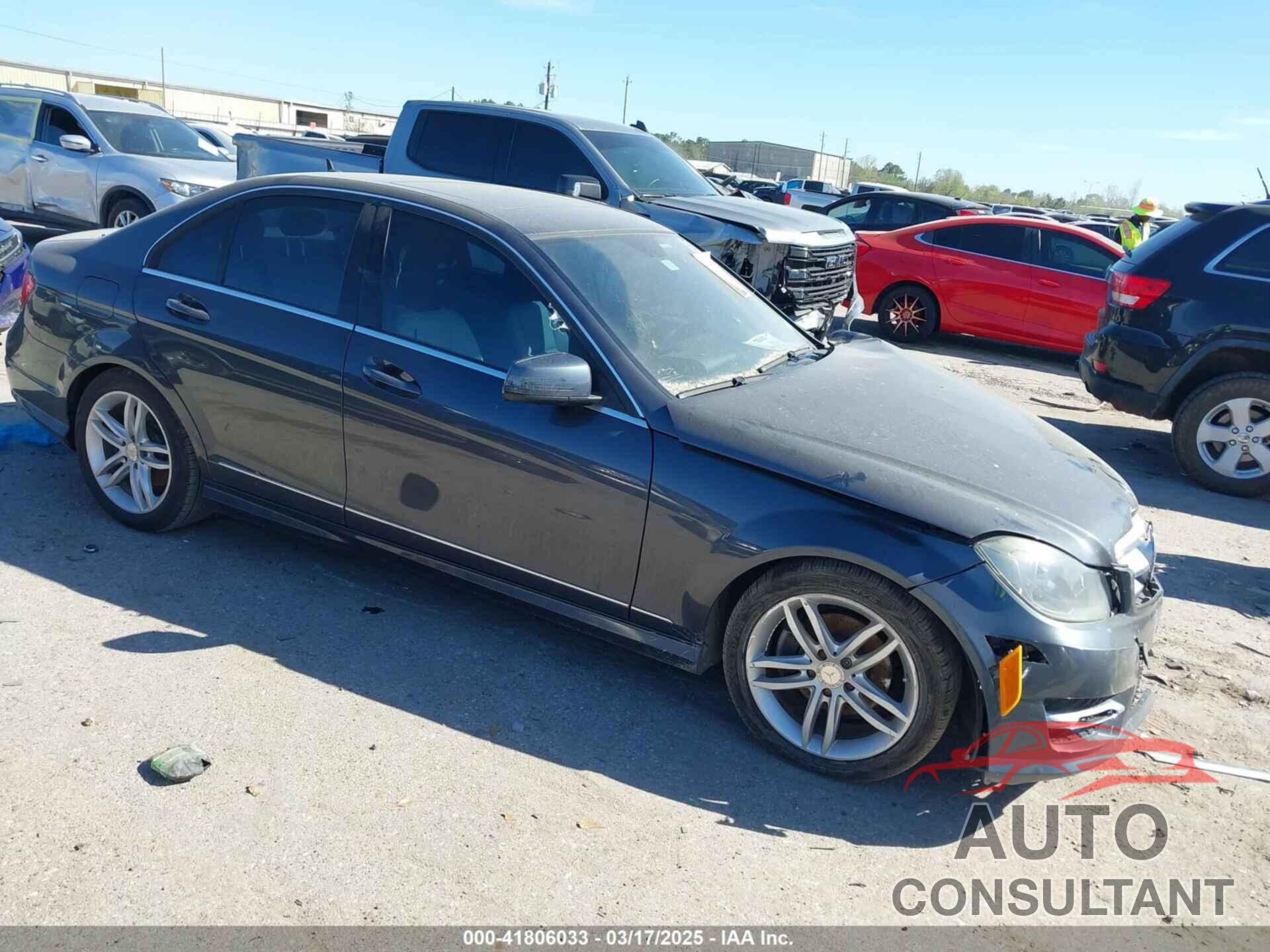 MERCEDES-BENZ C 250 2013 - WDDGF4HB5DF974673