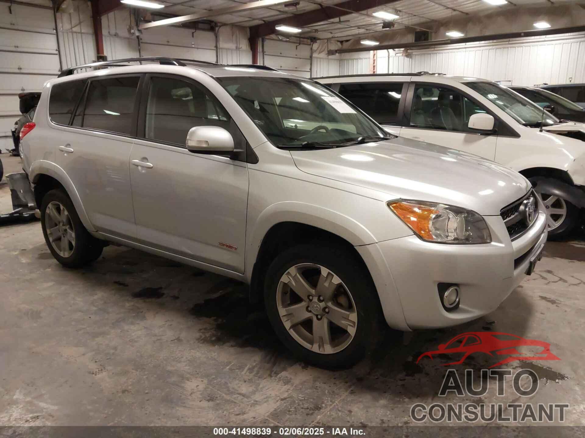 TOYOTA RAV4 2010 - JTMRK4DV5A5085792