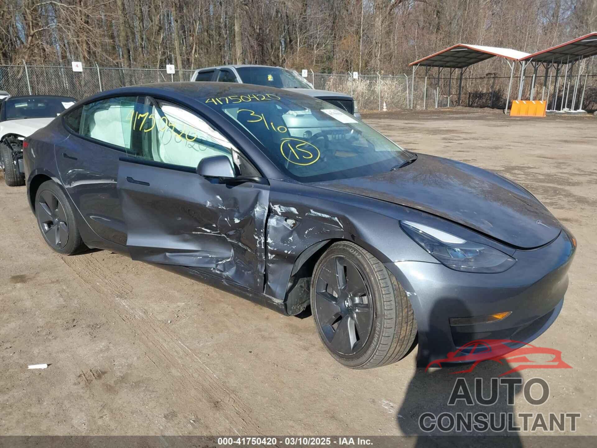 TESLA MODEL 3 2023 - 5YJ3E1EA7PF641292