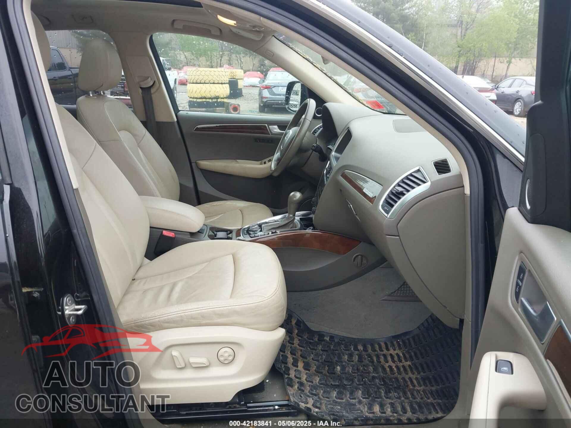 AUDI Q5 2011 - WA1WKAFP2BA026122