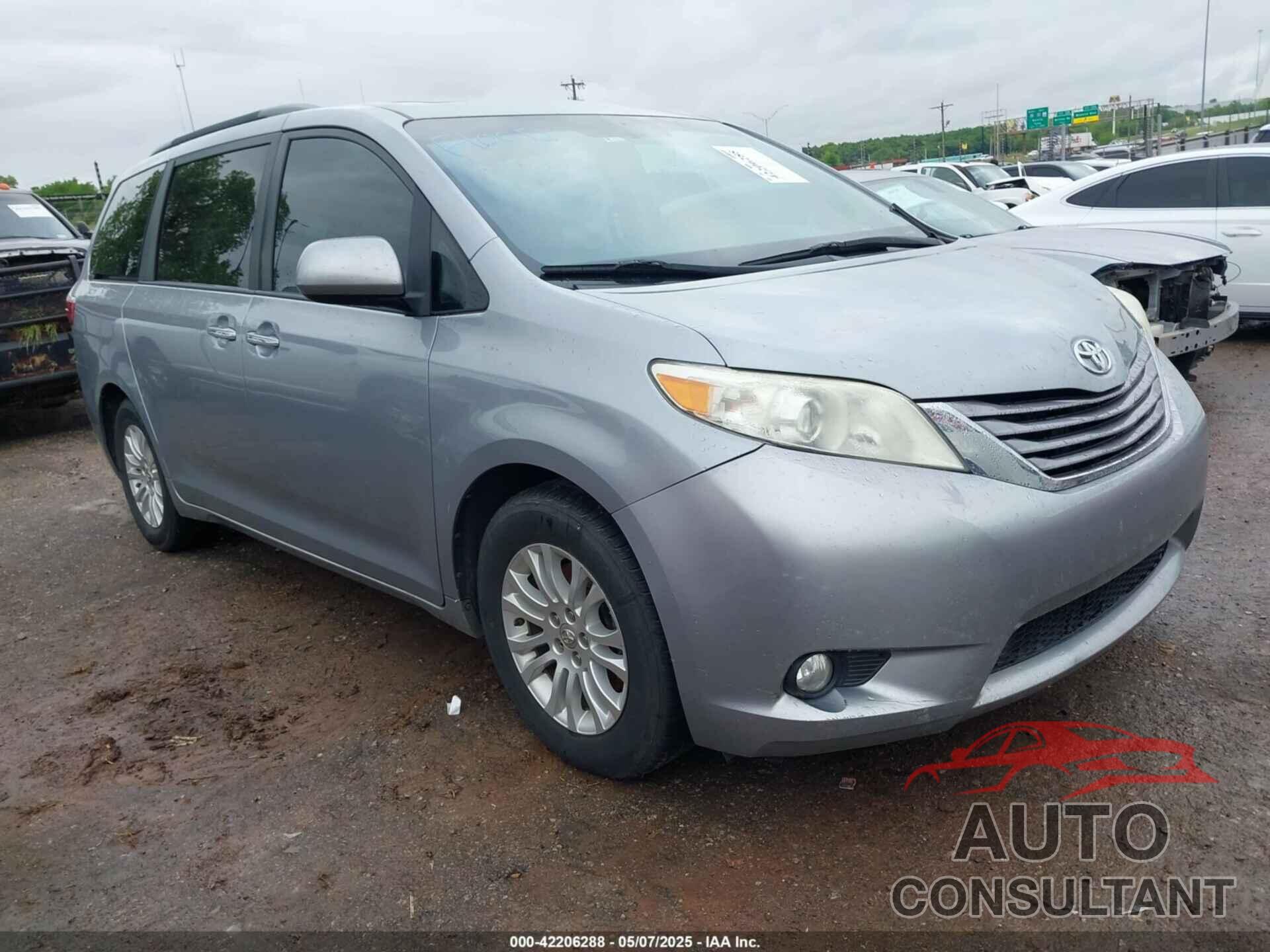 TOYOTA SIENNA 2017 - 5TDYZ3DC1HS787953
