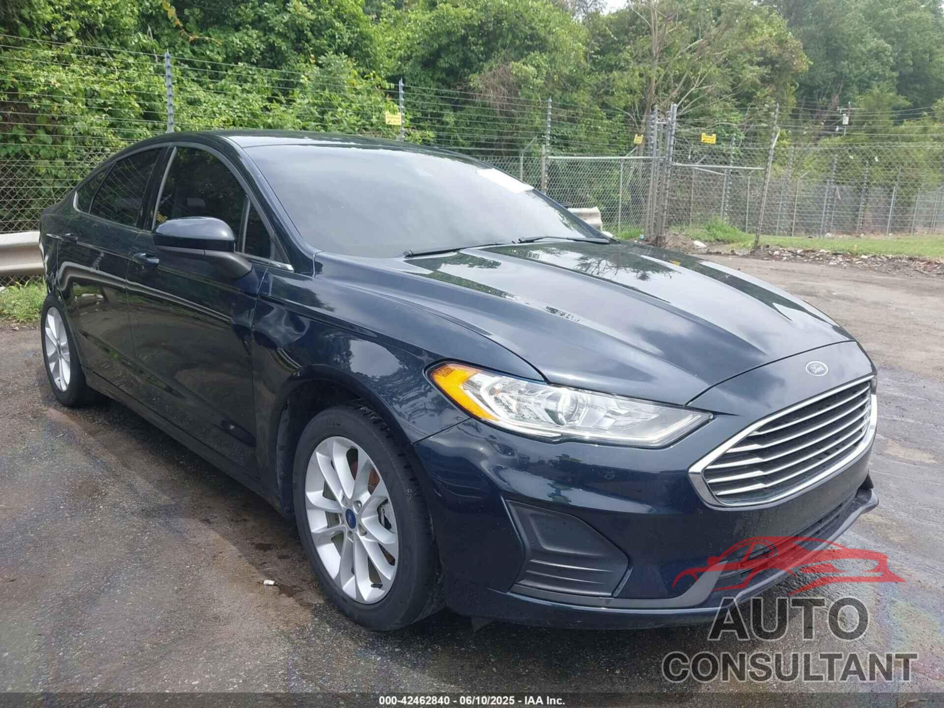 FORD FUSION 2020 - 3FA6P0LU2LR194402